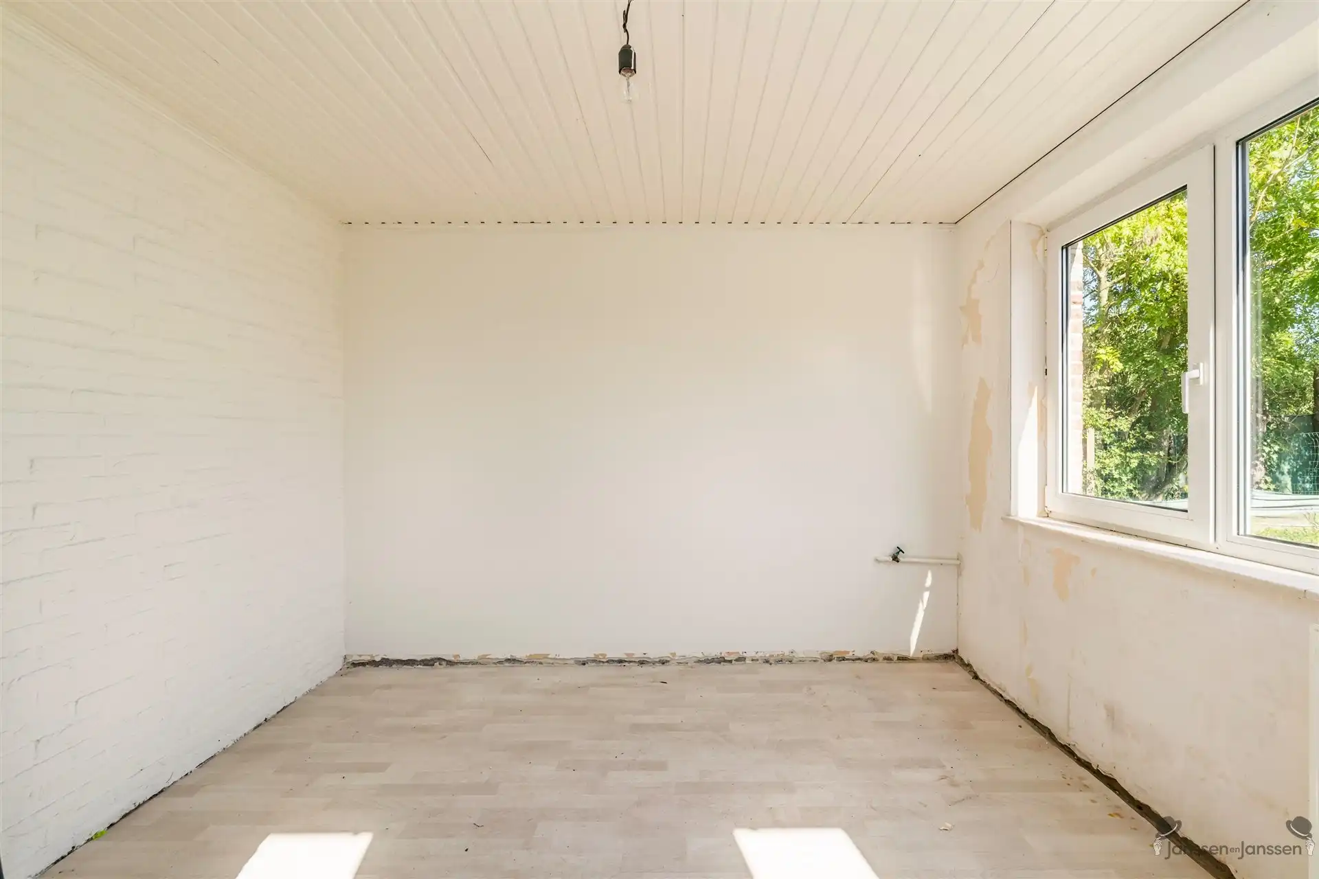 Karaktervolle woning met dubbele garage foto 15