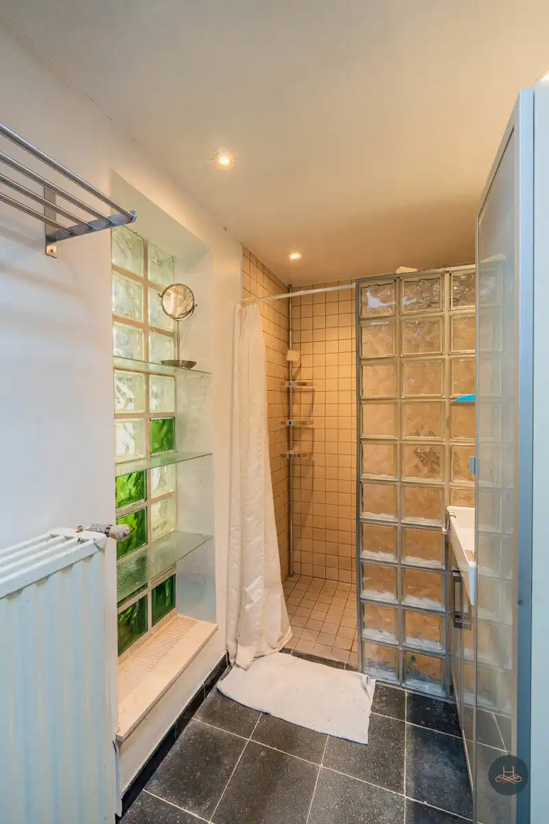 Laagbouwwoning in het groen met veel potentieel foto 20