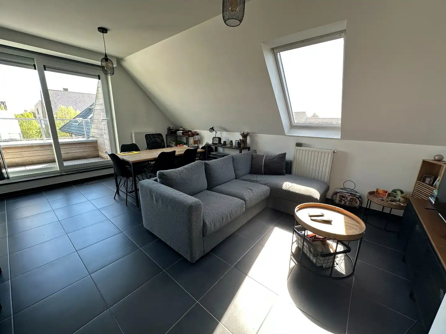 Instapklaar 2-slp appartement met terras én garage, Torhout Wijnendale foto 7