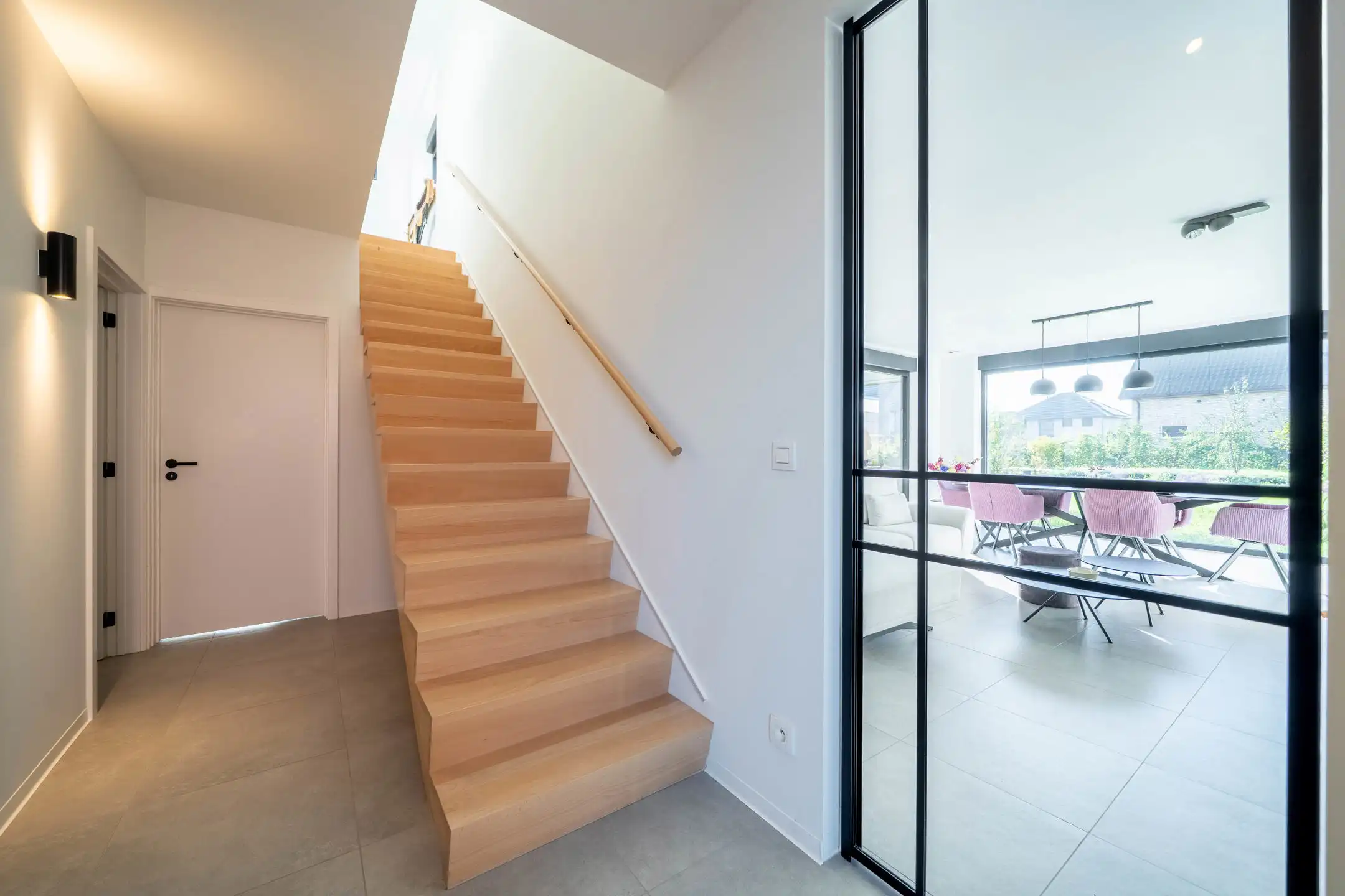 Recente villa op toplocatie foto 3