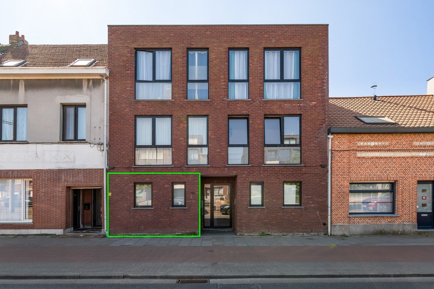 Instapklaar gelijkvloers 1-slaapkamer appartement met tuin te Deurne foto {{pictureIndex}}