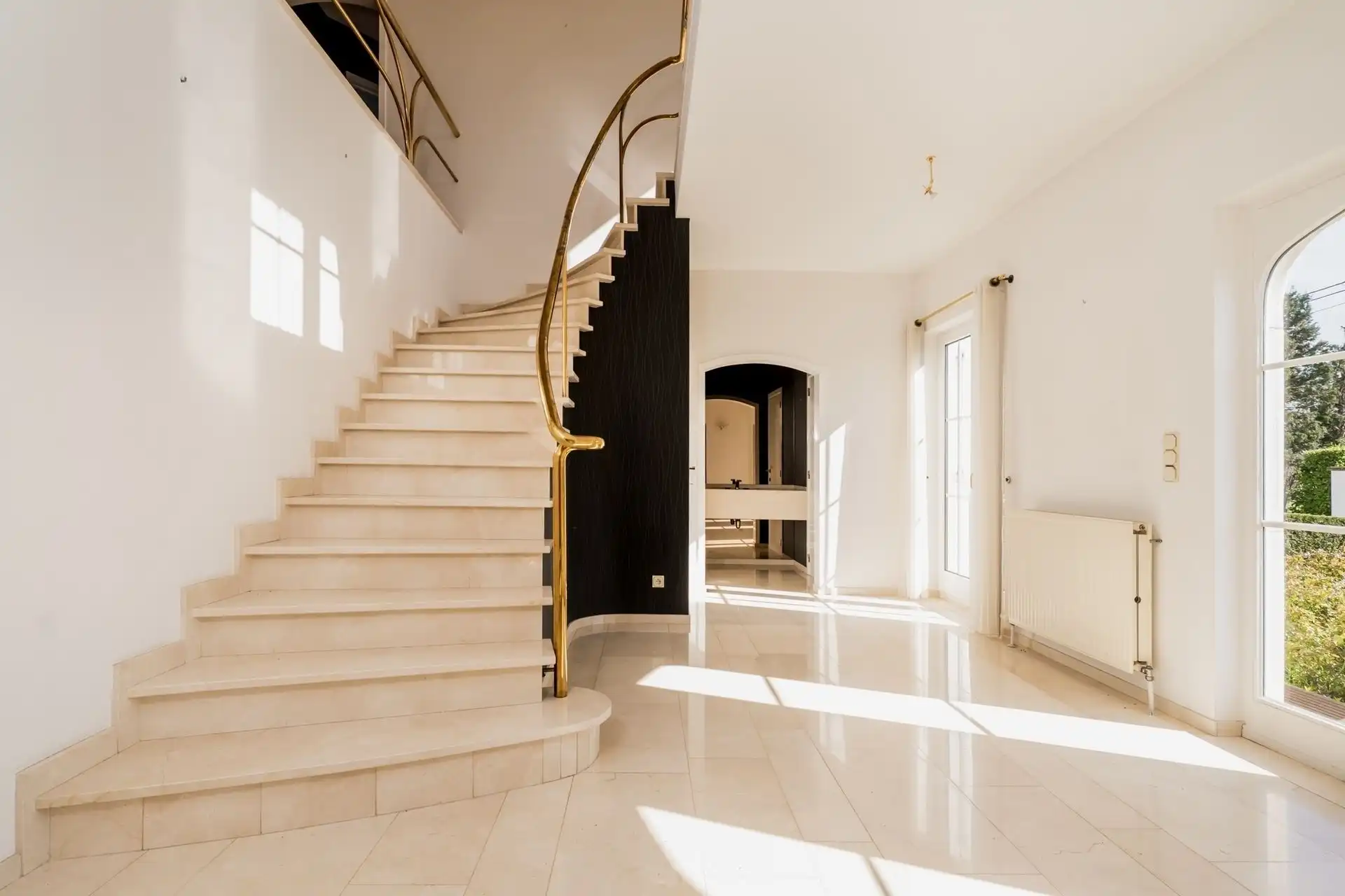Exclusieve villa met paardenfaciliteiten  foto 3