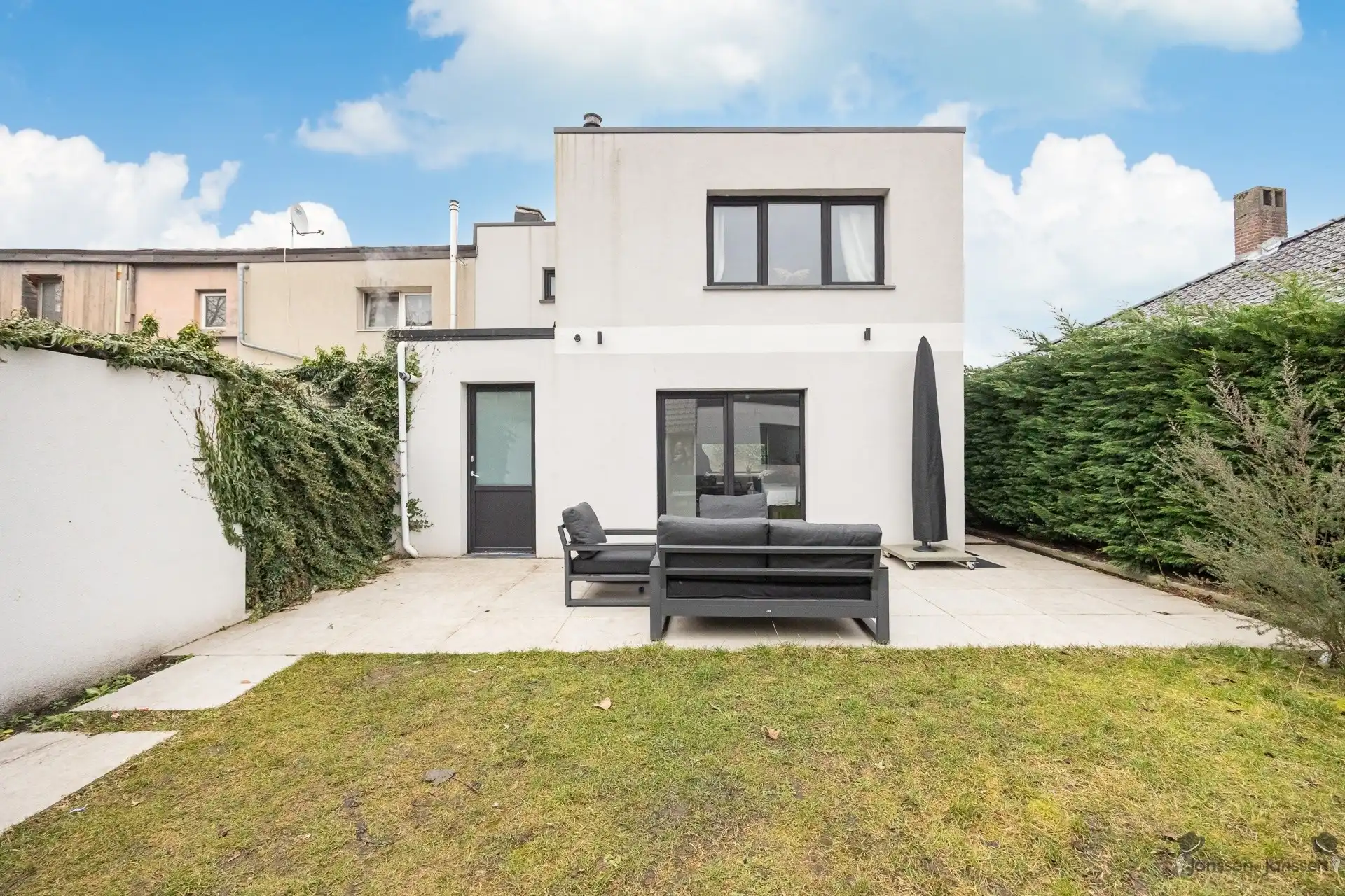 Mooi gerenoveerde woning met EPC B in hartje van Hove foto 24