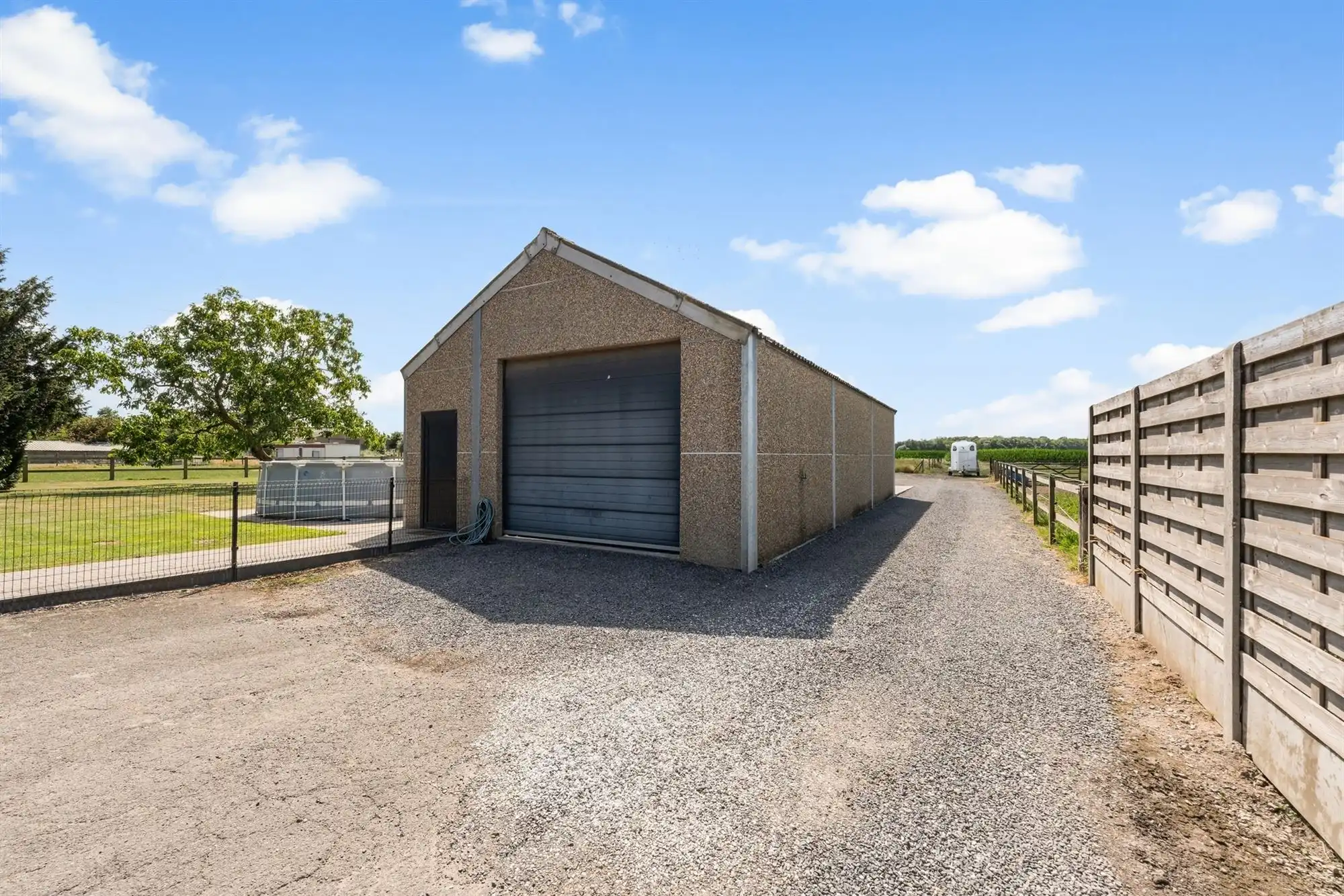 Unieke eigendom van 14.139m² voor paarden- of dierenliefhebbers of wie droomt van ruimte  foto 20
