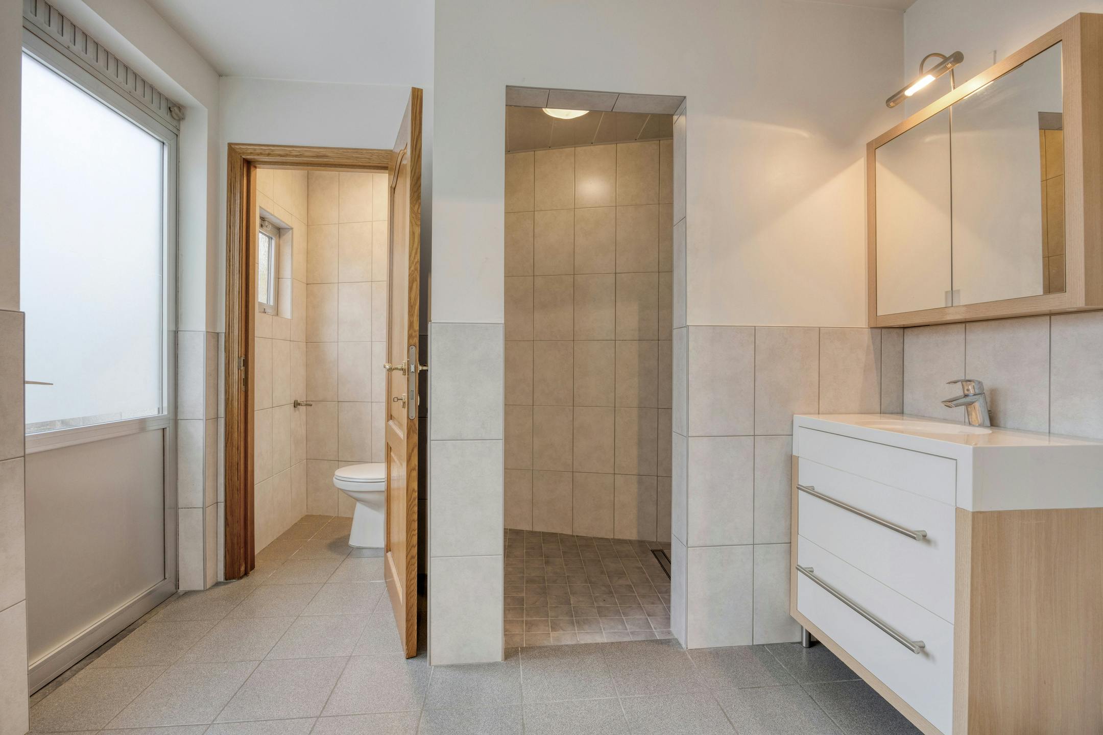 Toffe stadswoning met 3 slaapkamers nabij centrum Hasselt foto 8