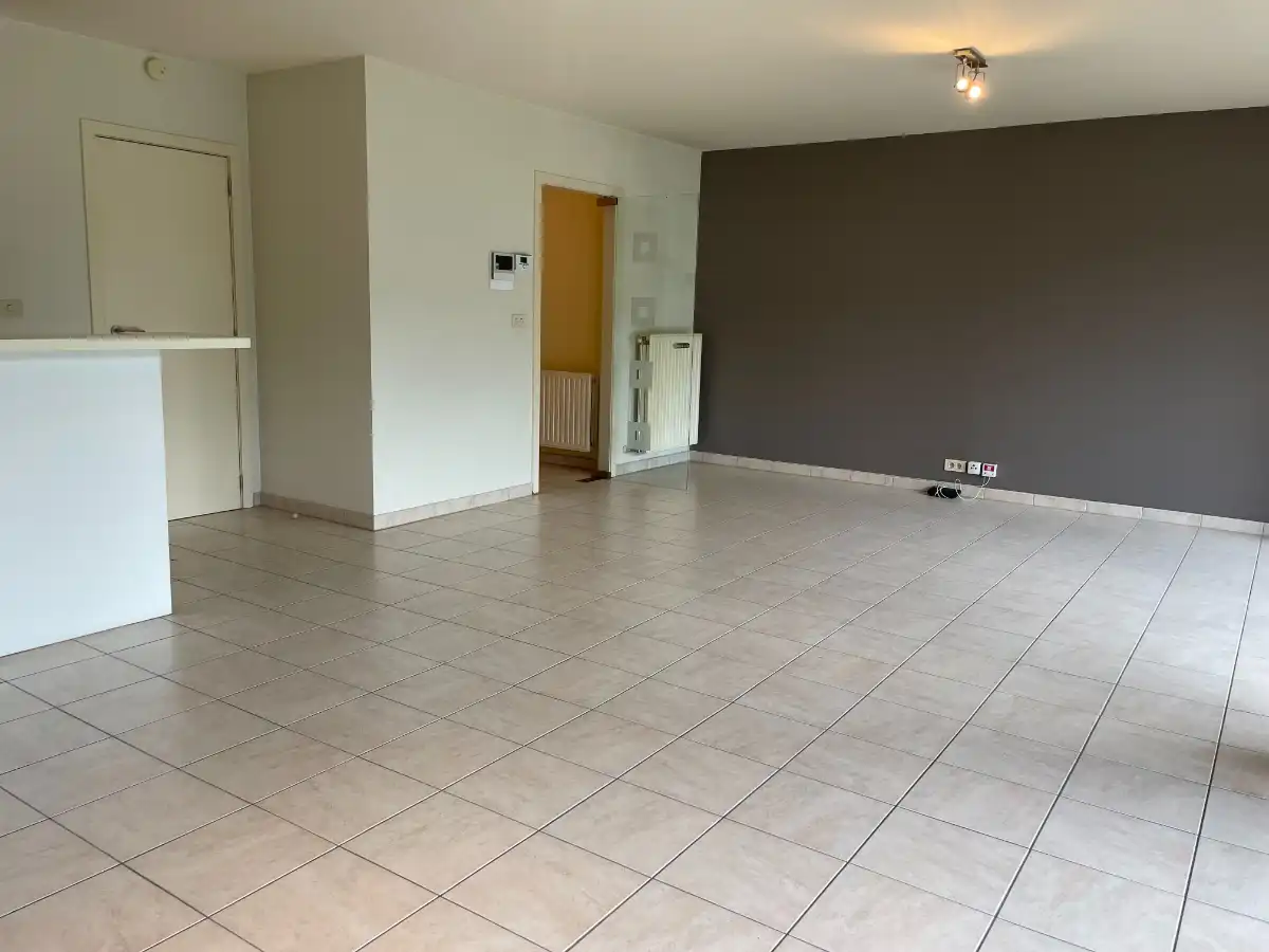 Gelijkvloers 1-slpk-APP + garage foto 12