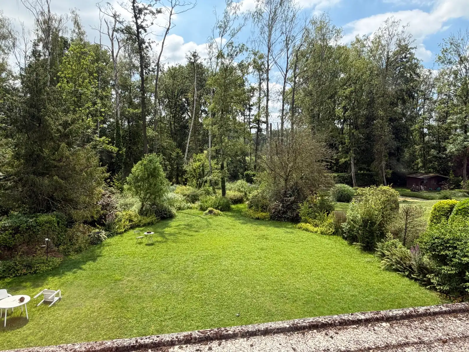 Charmante villa op ruim zuidgericht perceel van ca.14 are foto 4