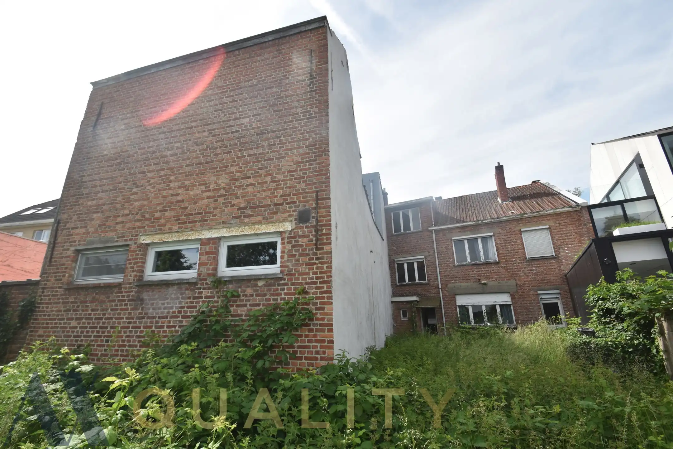 Kraktervolle te renoveren rijwoning/handelshuis met grote tuin en garage foto 22