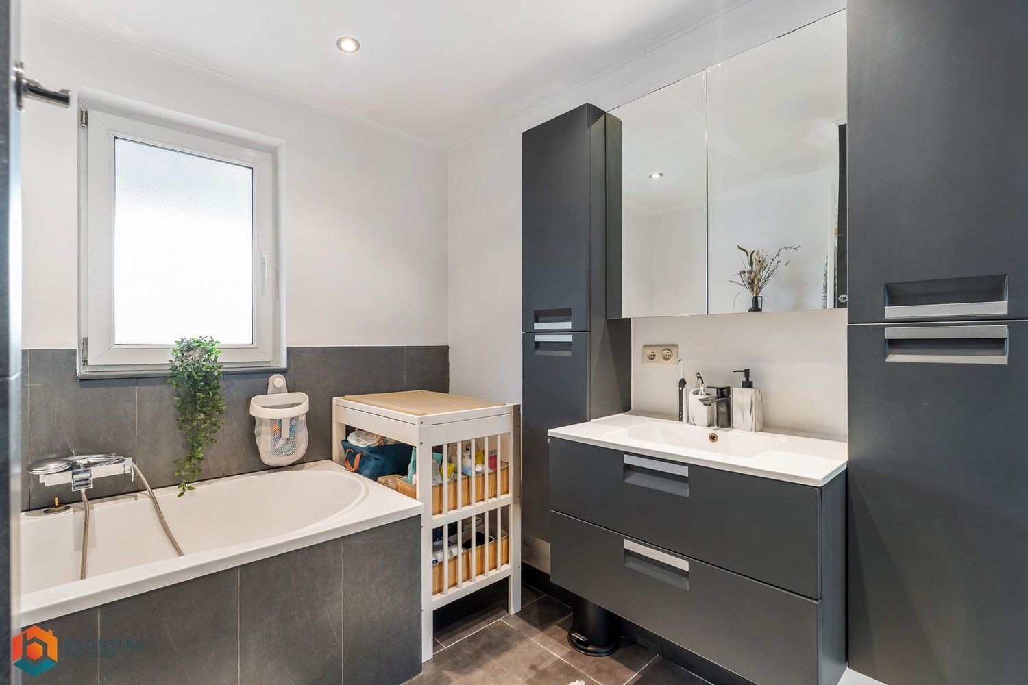 Instapklare woning met 2 slpkrs en tuin nabij centrum Berlaar foto 13