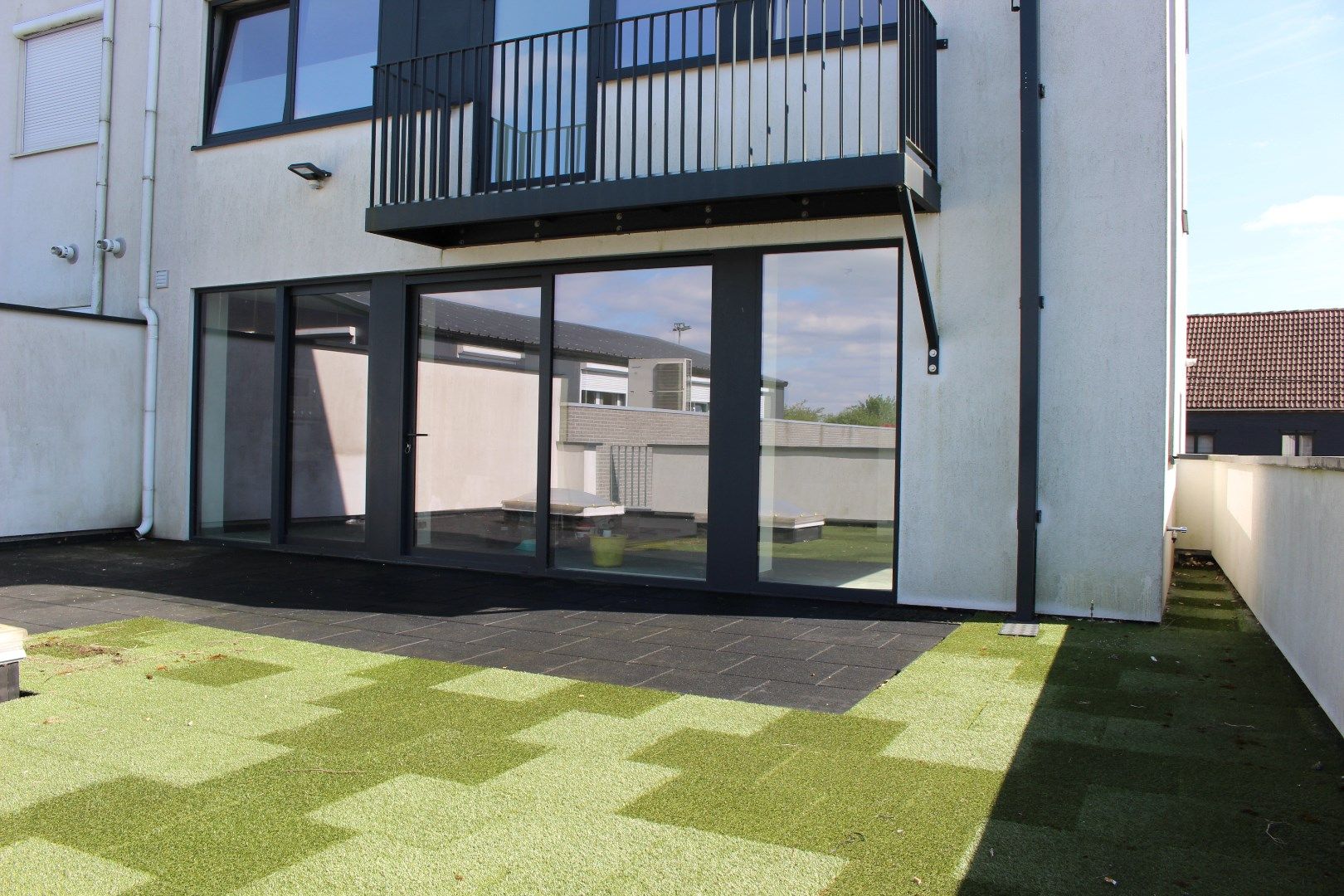 Duplex appartement met groot terras. foto 3