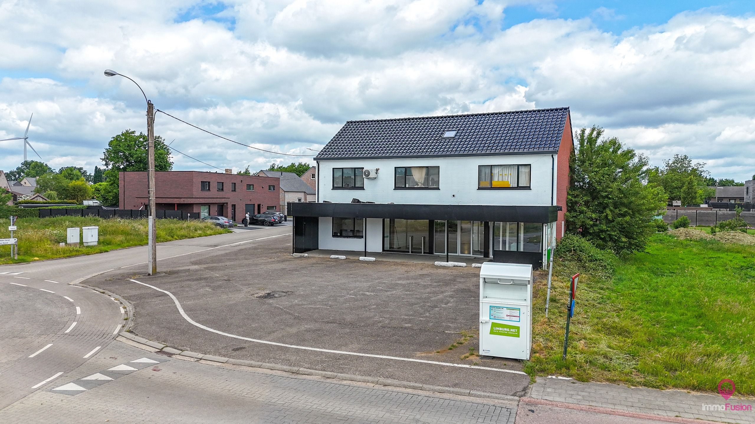 Handelspand met 2 studio’s op toplocatie in Heusden-Zolder! foto 6