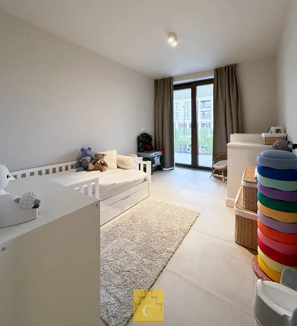 Appartement met ruime terrassen en autostandplaats foto 4