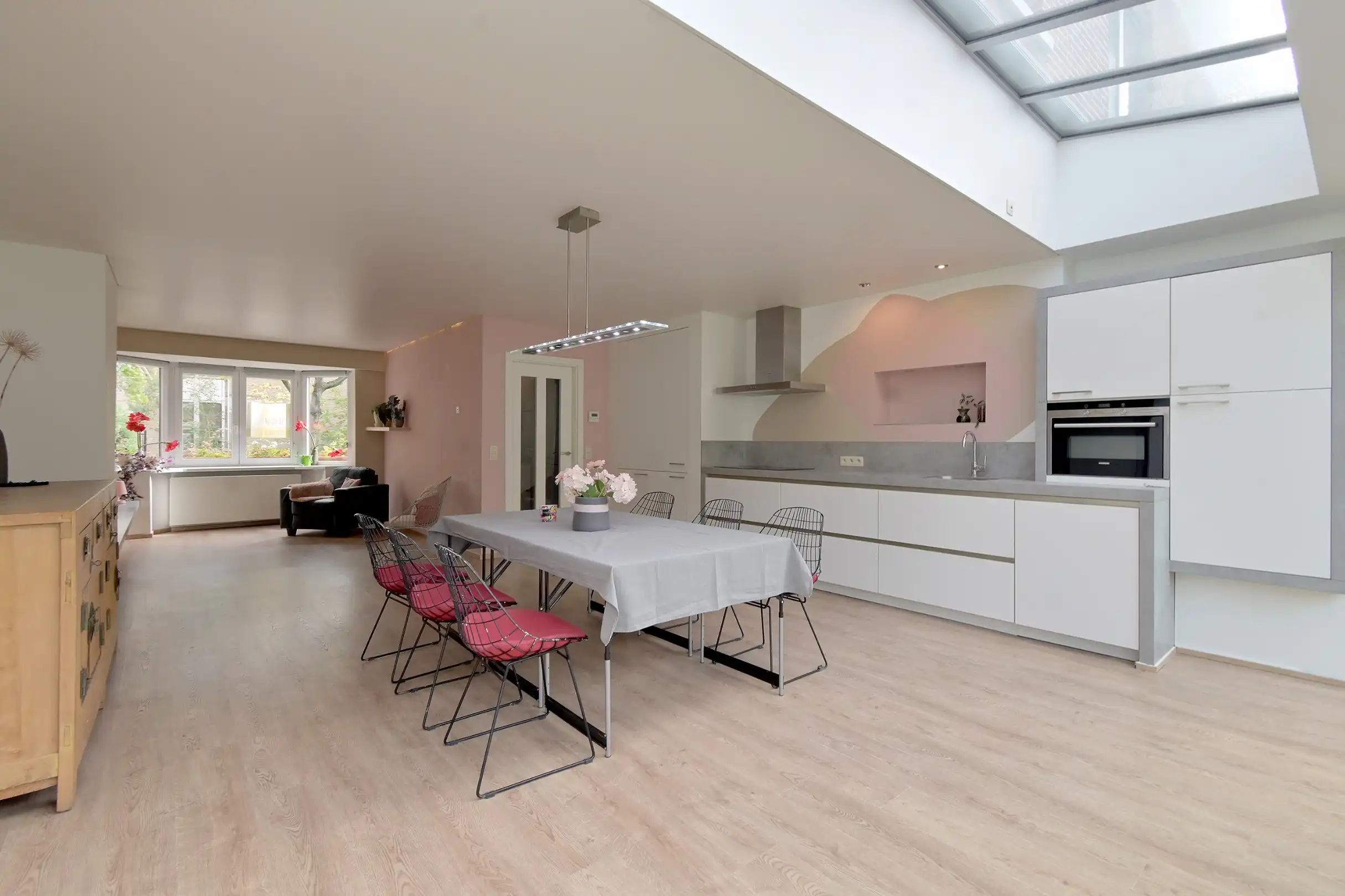 Instapklare woning met 3 slaapkamers en tuin foto 6