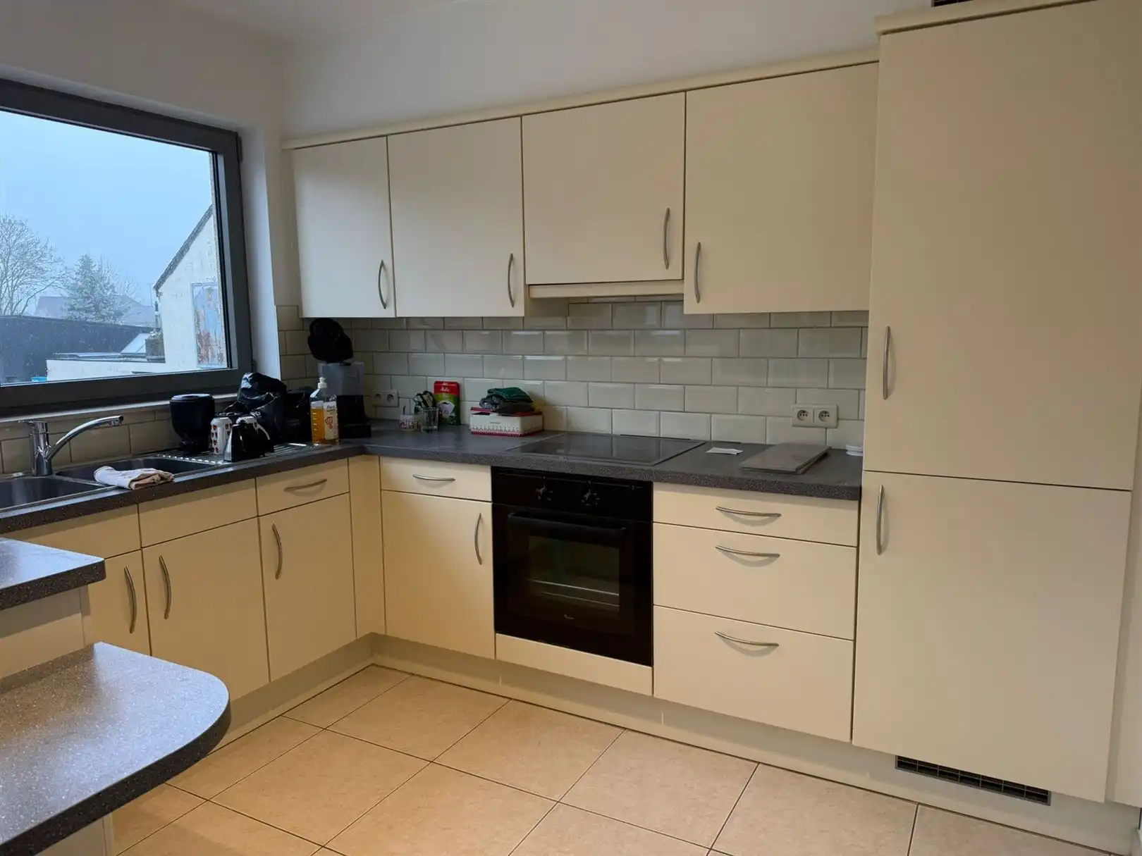 TE HUUR: Ruim appartement met 2 slaapkamers te Heusden-Zolder! foto 7