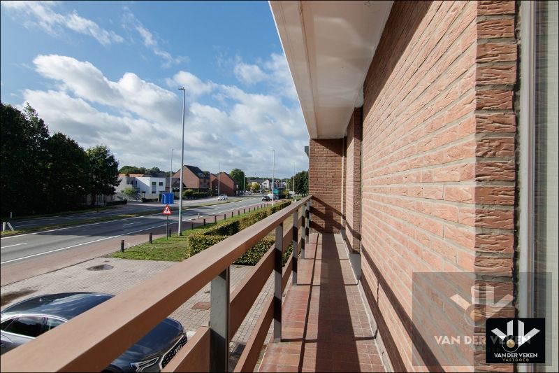 Ruim en zeer goed onderhouden triplex met veel mogelijkheden op goed bereikbare locatie in het gezellige Diepenbeek foto 10
