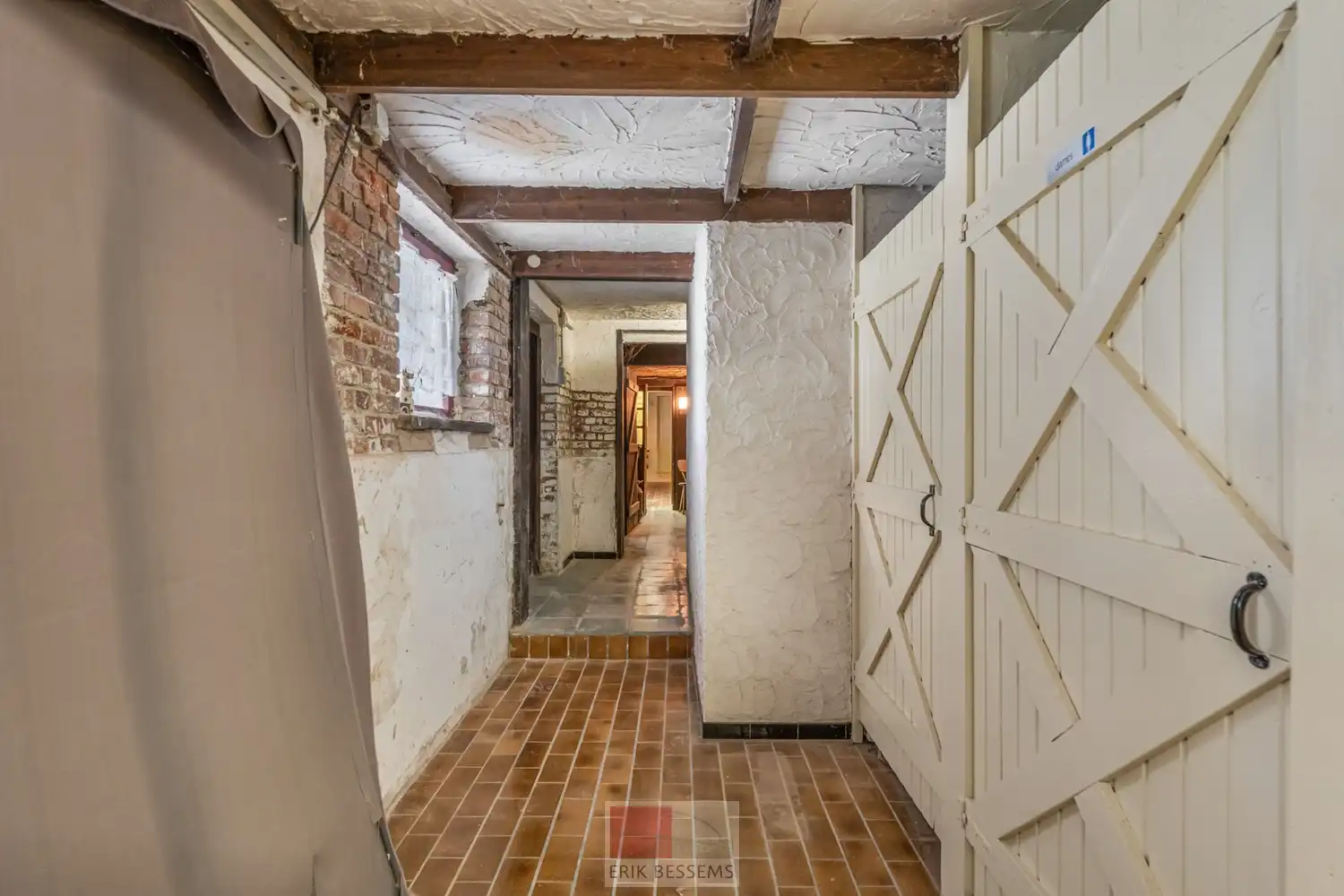 Unieke te renoveren investeringsopportuniteit met 7 mogelijke wooneenheden (huidige toestand niet vergund!), grenzend aan zowel de Millerdries als de Van Den Boschstraat in Riemst. foto 40
