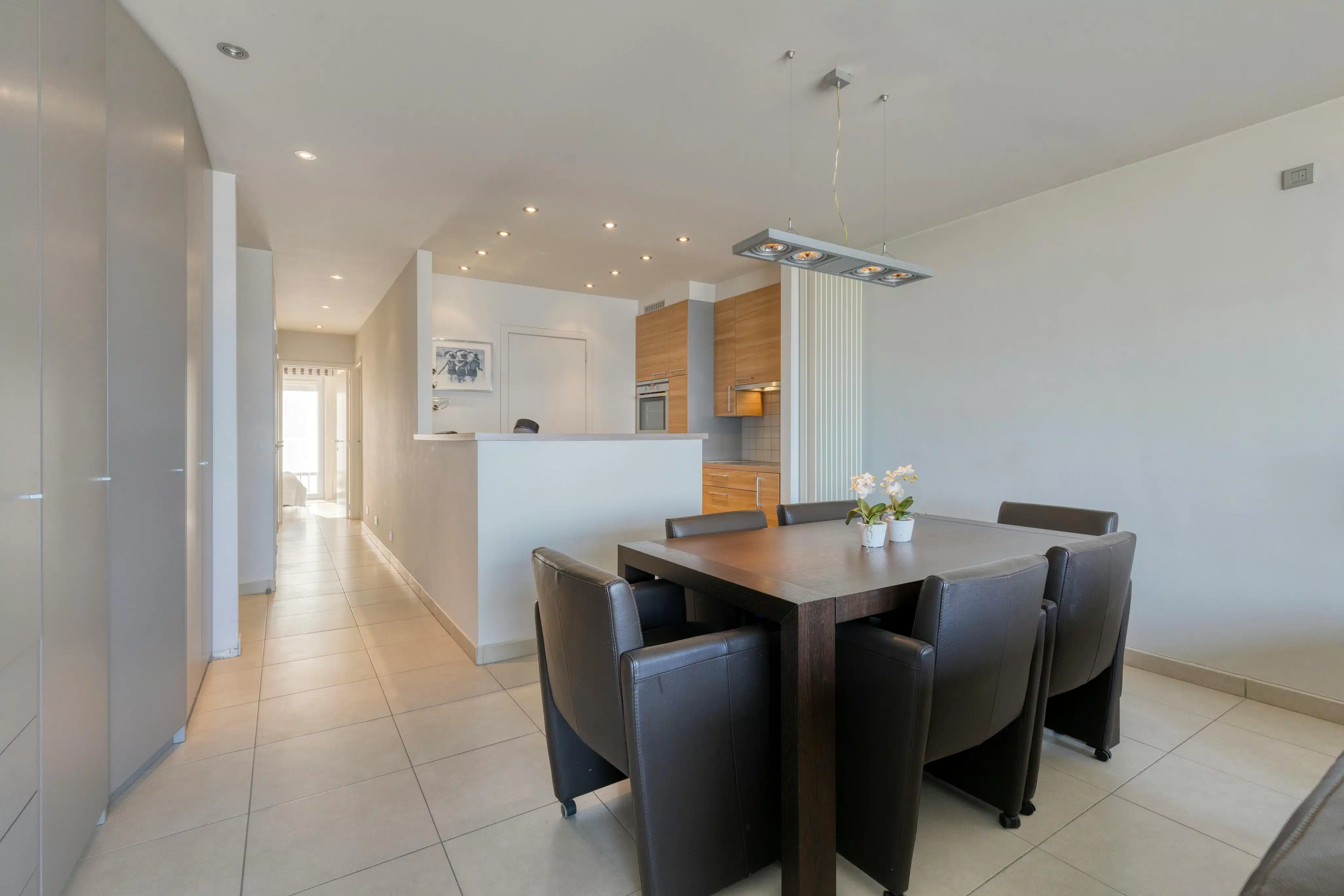 Gemeubeld appartement koop in Blankenberge met zeezicht foto 6