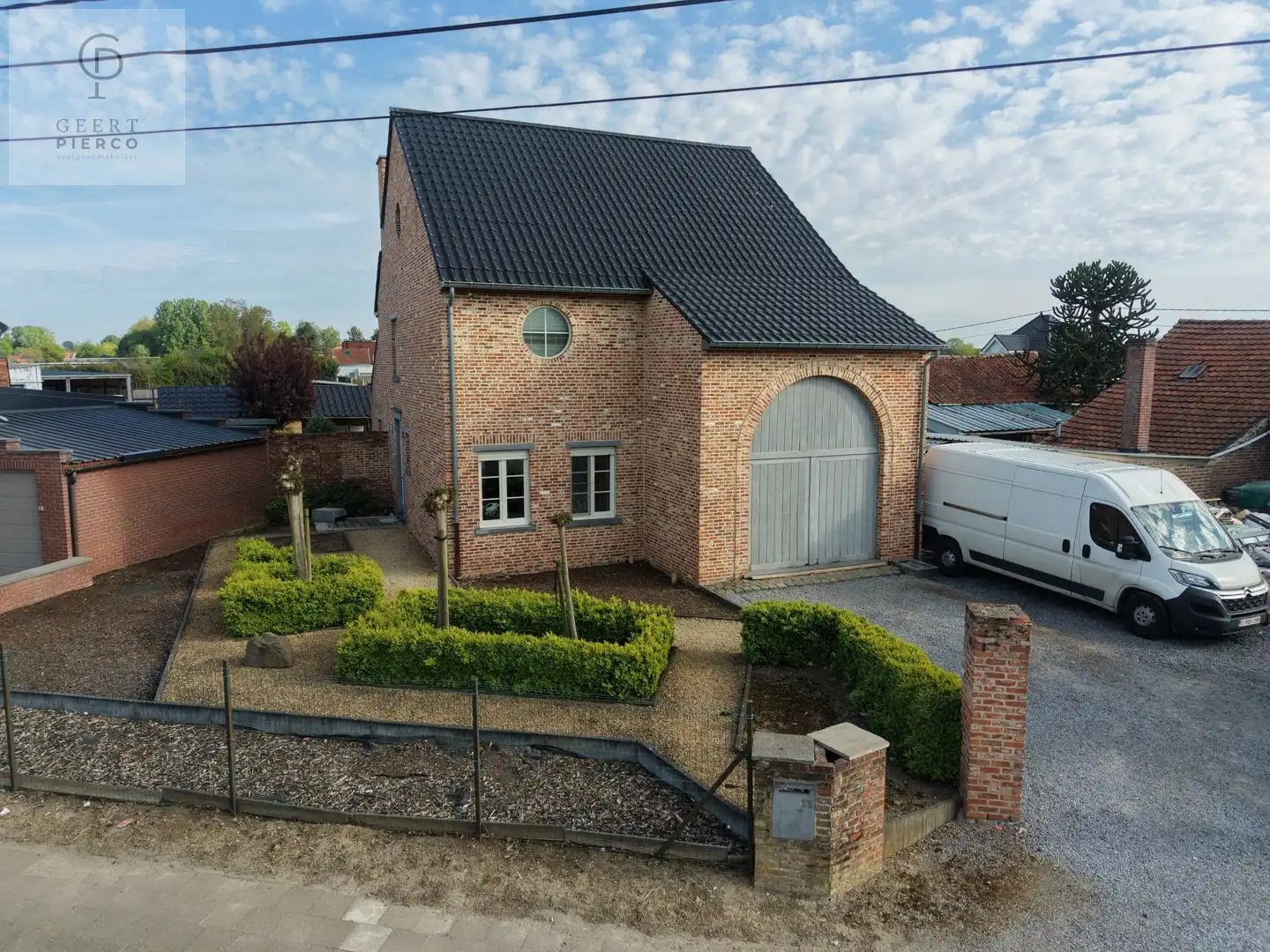 Knappe woonst op toplocatie foto 52