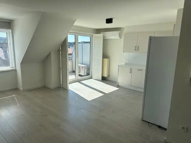 Duplex-appartement met 2 slaapkamers en 1 autostandplaats in Lanaken centrum  !  foto 6
