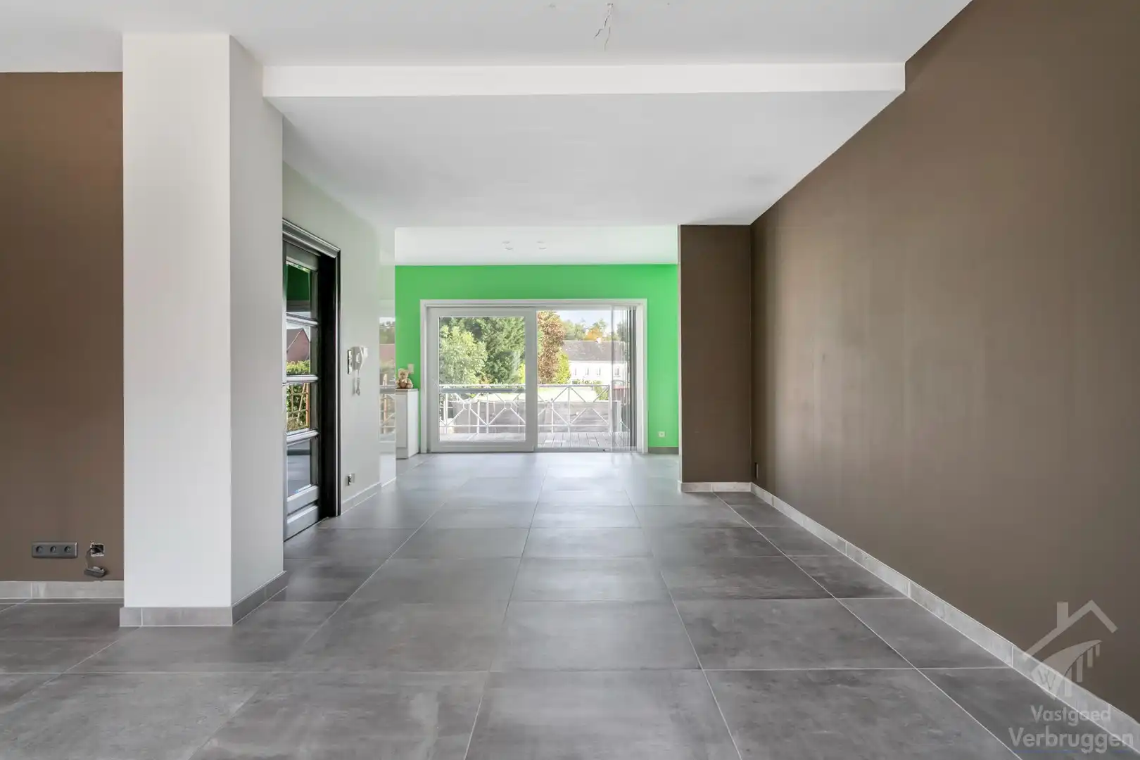 Instapklare moderne woning met 3 slaapkamers, bureau en dubbele garage foto 7