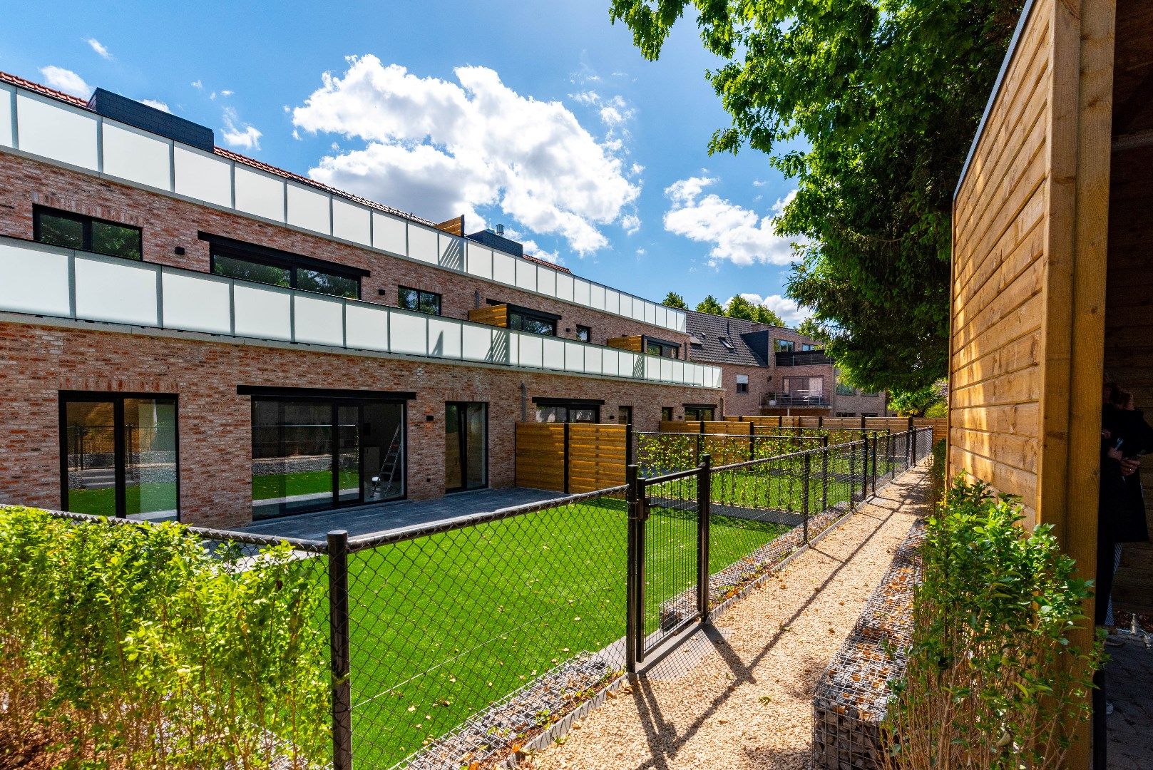 Stijlvol nieuwbouwappartement met ruim terras foto 9