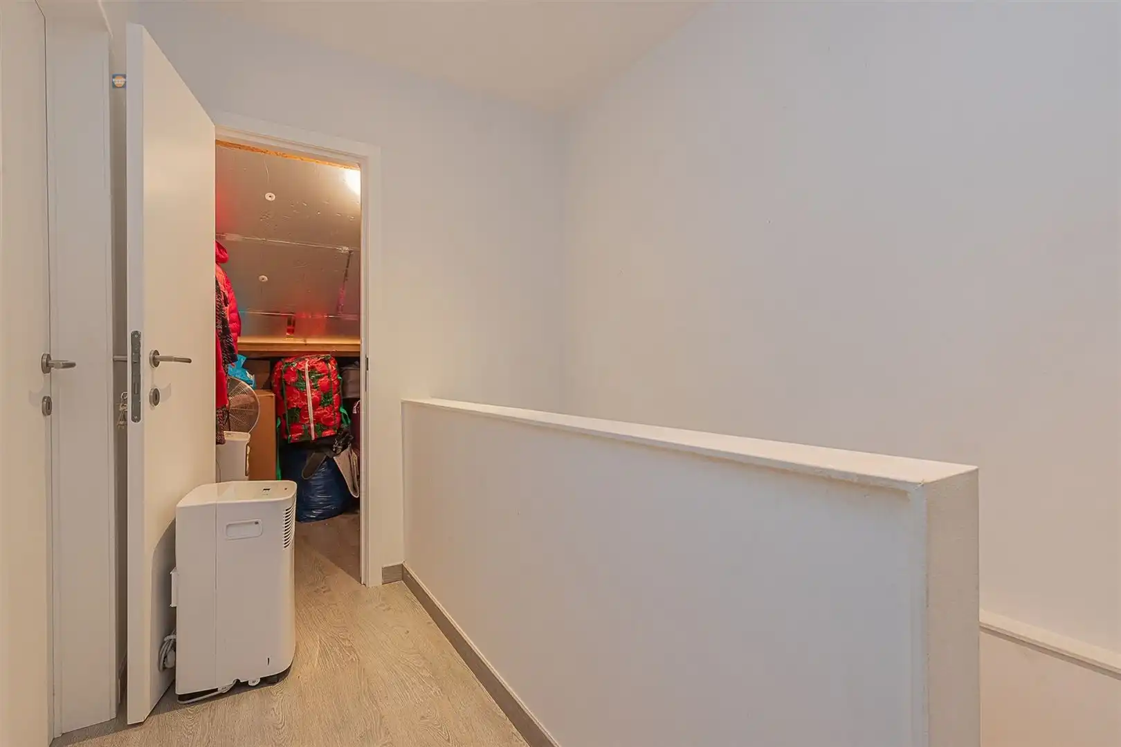 Gerenoveerde woning met 4 slaapkamers in Willebroek foto 17