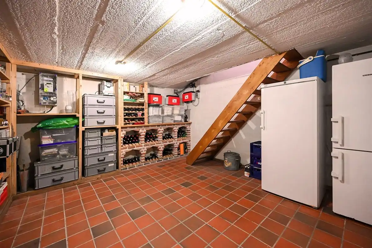 Instapklare villa met zwemvijver foto 48