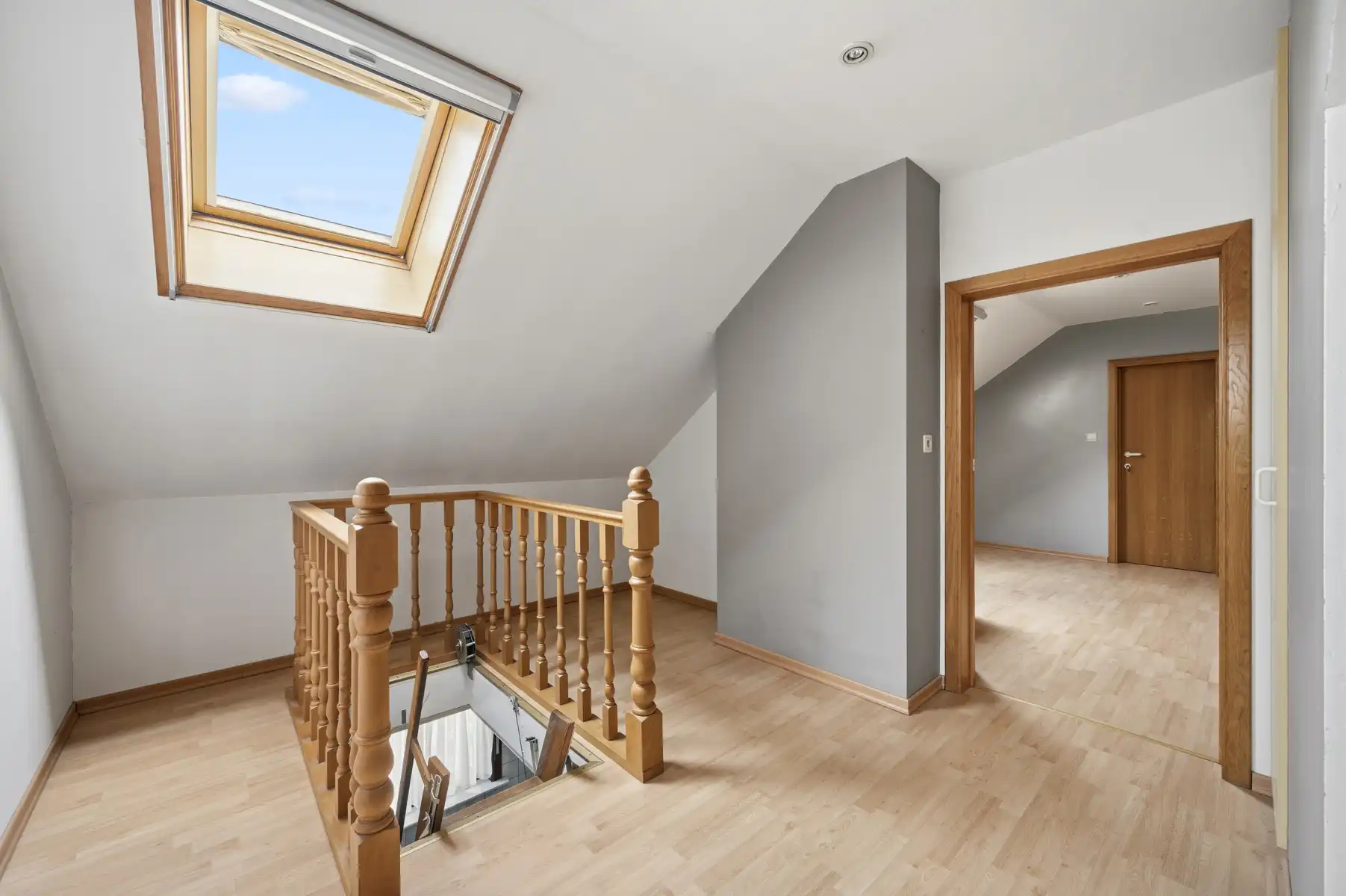 Woning met tuin en achterliggend weiland op ca. 76a  foto 17