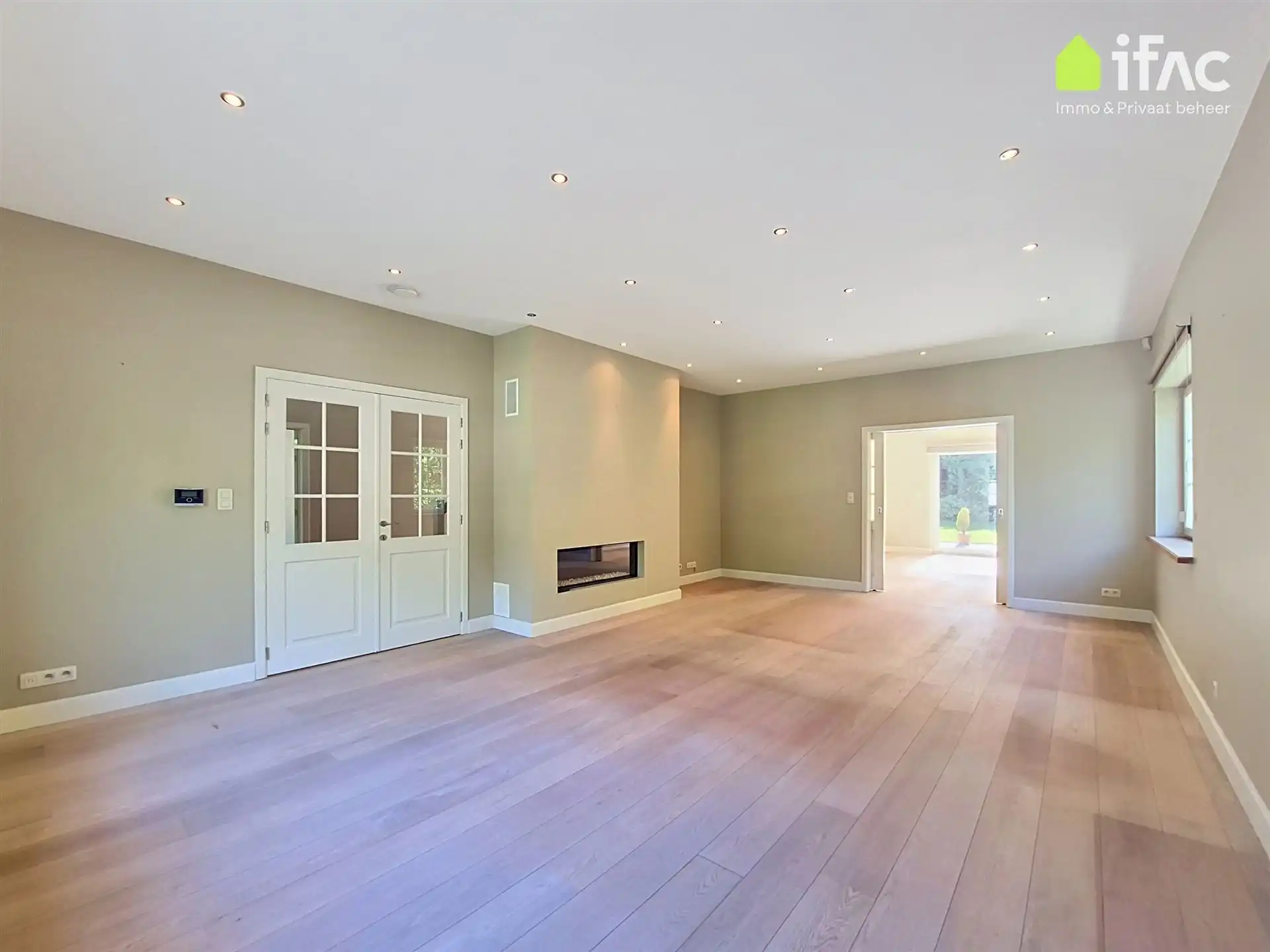 Exclusieve luxevilla op 14,47are in woonpark foto 6