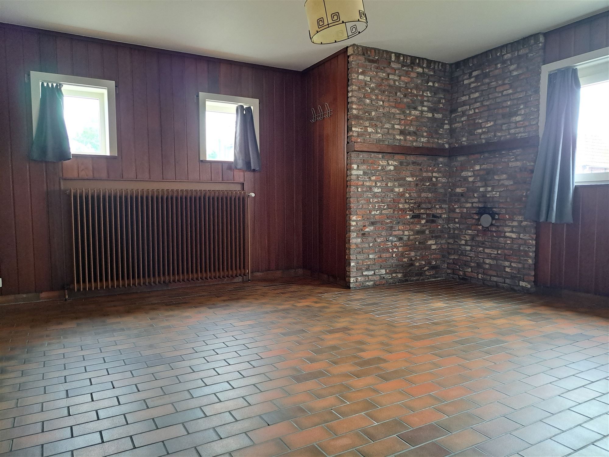 Rustiek landhuis met 3 slaapkamers, garage en grote tuin.  foto 7