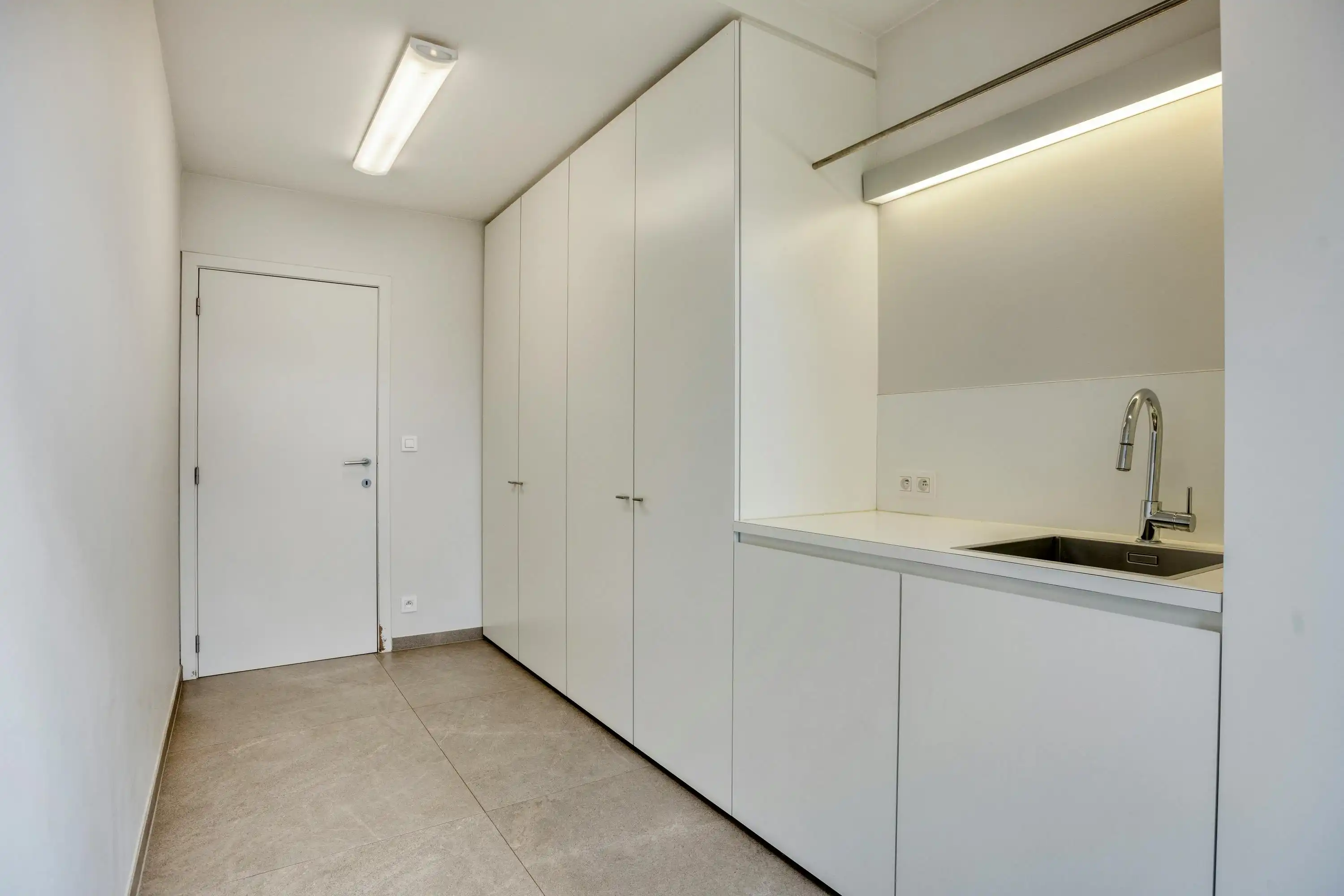 Exclusieve villa met 4 slaapkamers en zwembad te Koksijde foto 9