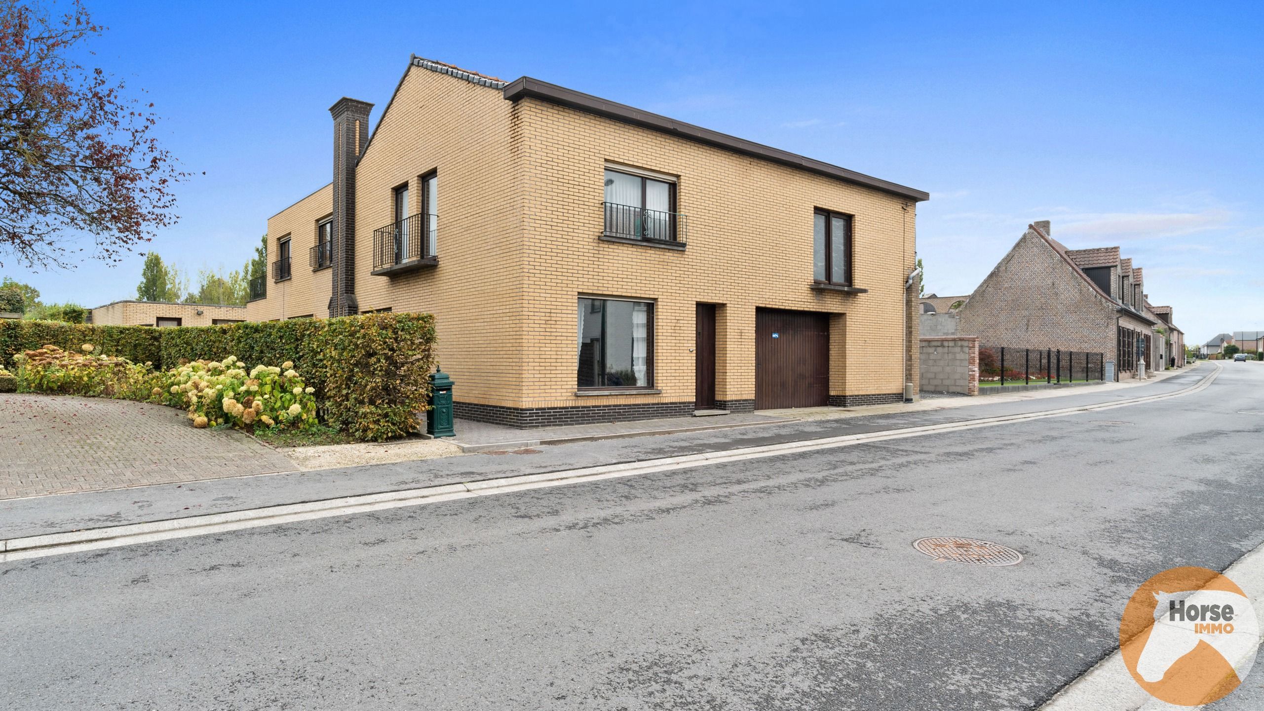 KNESSELARE - Renovatiewoning met mogelijkheden op 19are foto 2