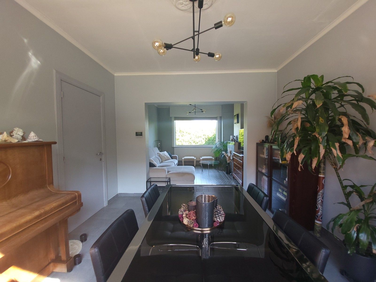 Alleenstaande woning met grote weide en stalling foto 6