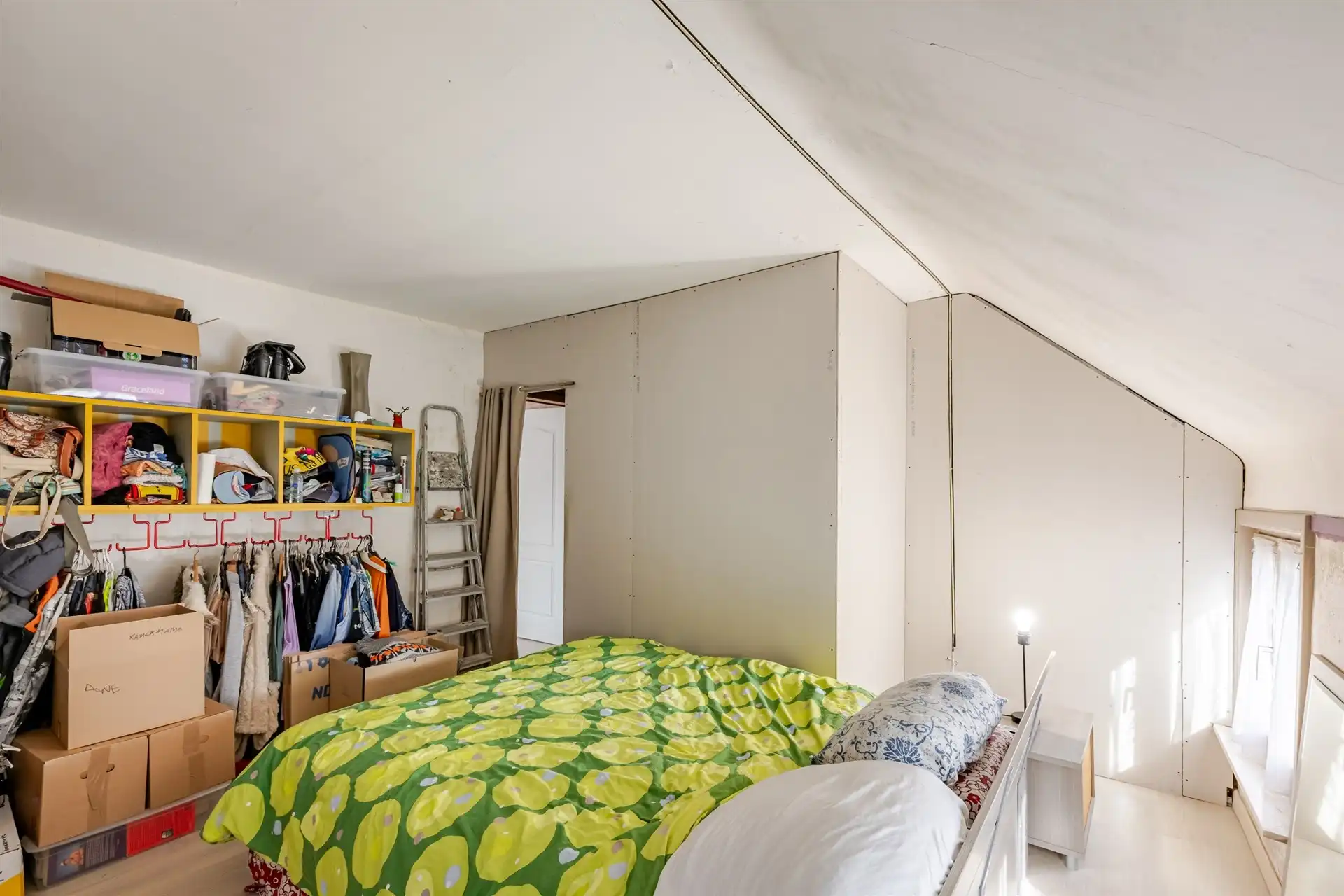 Te renoveren woning met garage en polyvalente ruimte foto 14