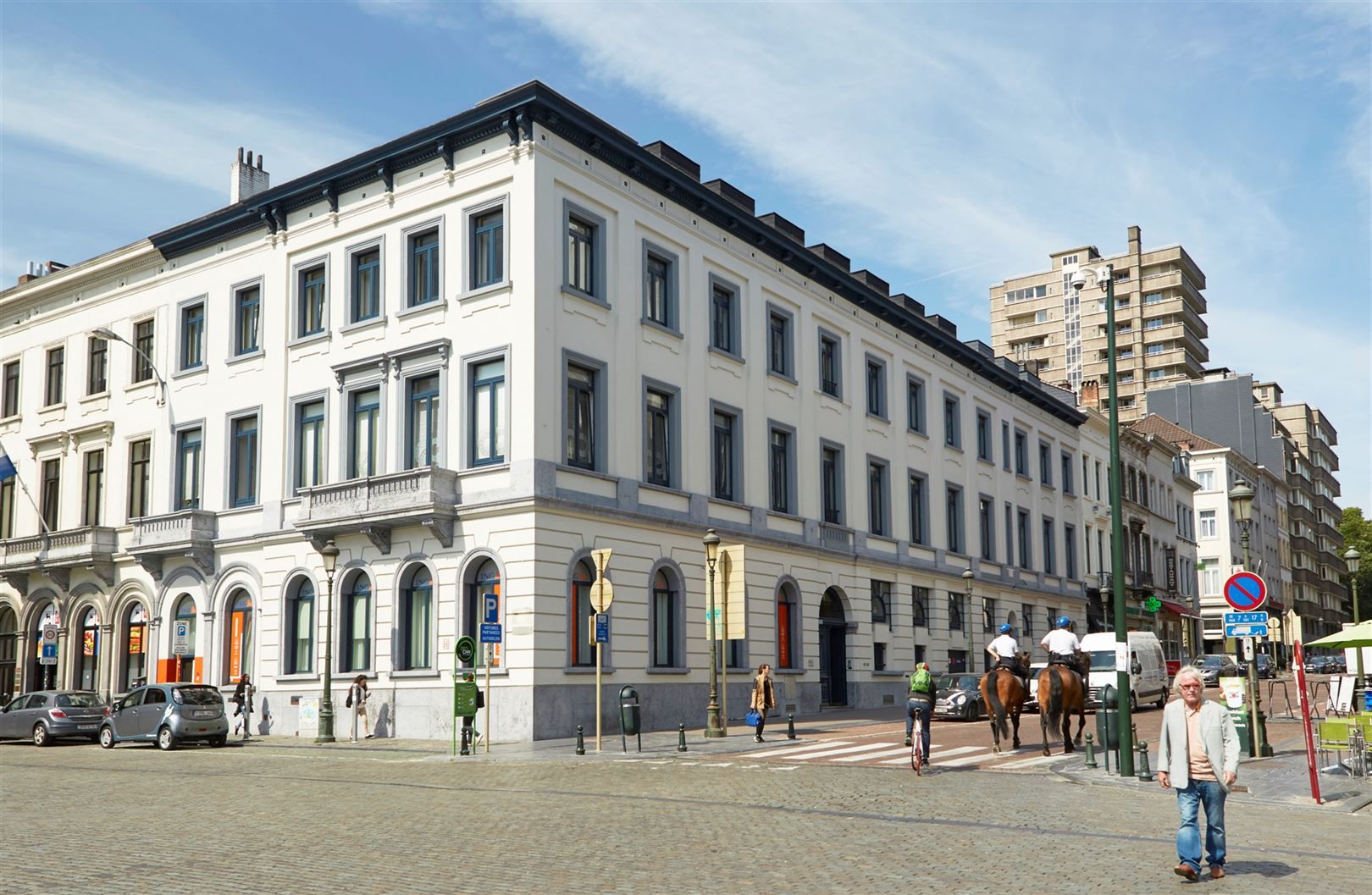 LUXEMBURG/ LUXEMBOURG 47 foto {{pictureIndex}}