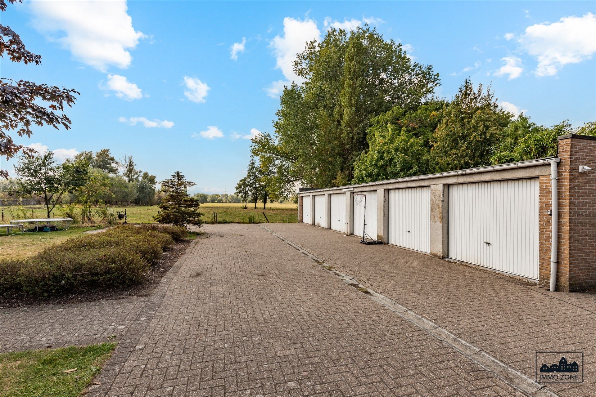 3-slaapkamer appartement met garage en mooi uitzicht foto 14