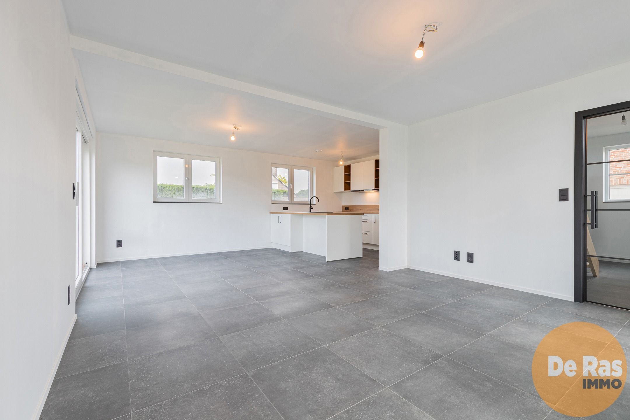 SERSKAMP - Uitz nieuwbouw met 3 slpks.,tuin in rustige buurt foto 5