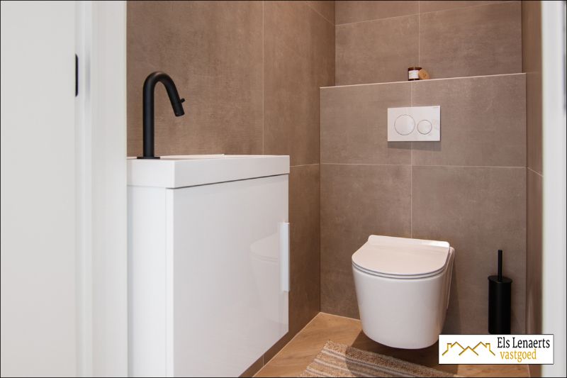 Prachtig gerenoveerde woning op topligging! foto 18