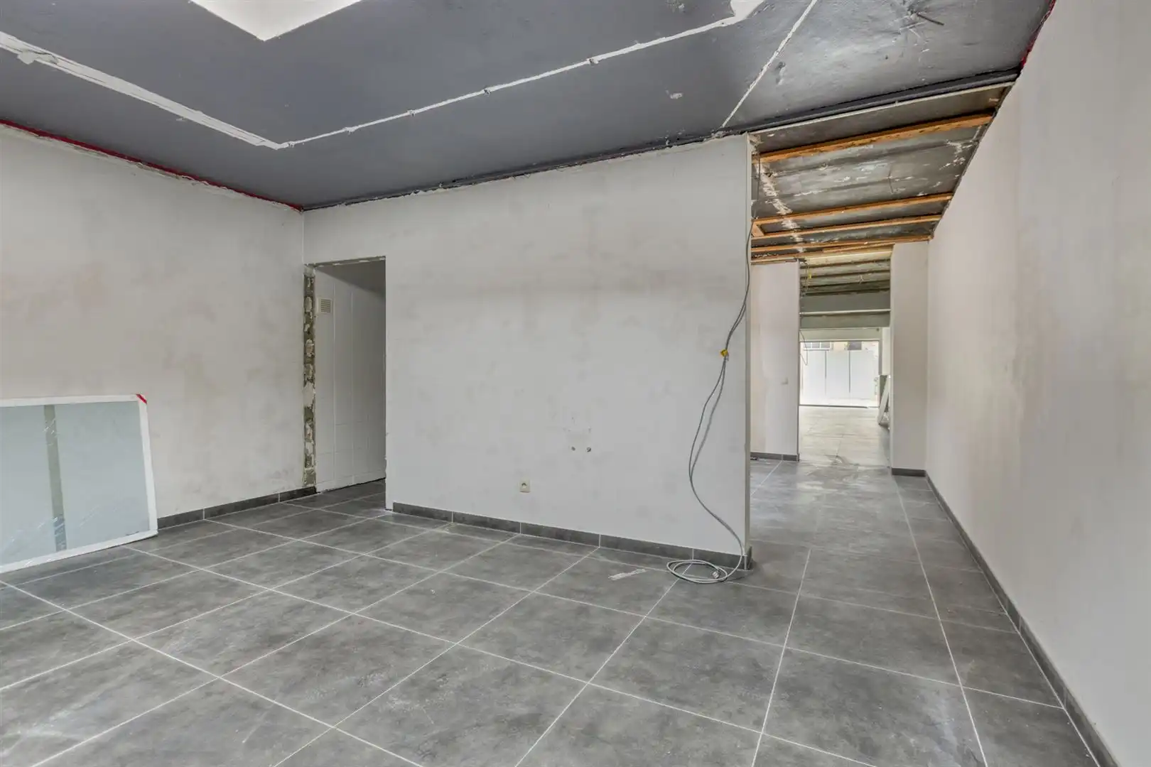 TE KOOP: Duplex-appartement (3slpks) met kantoorruimte of handelsruimte op topligging in Genk! foto 27