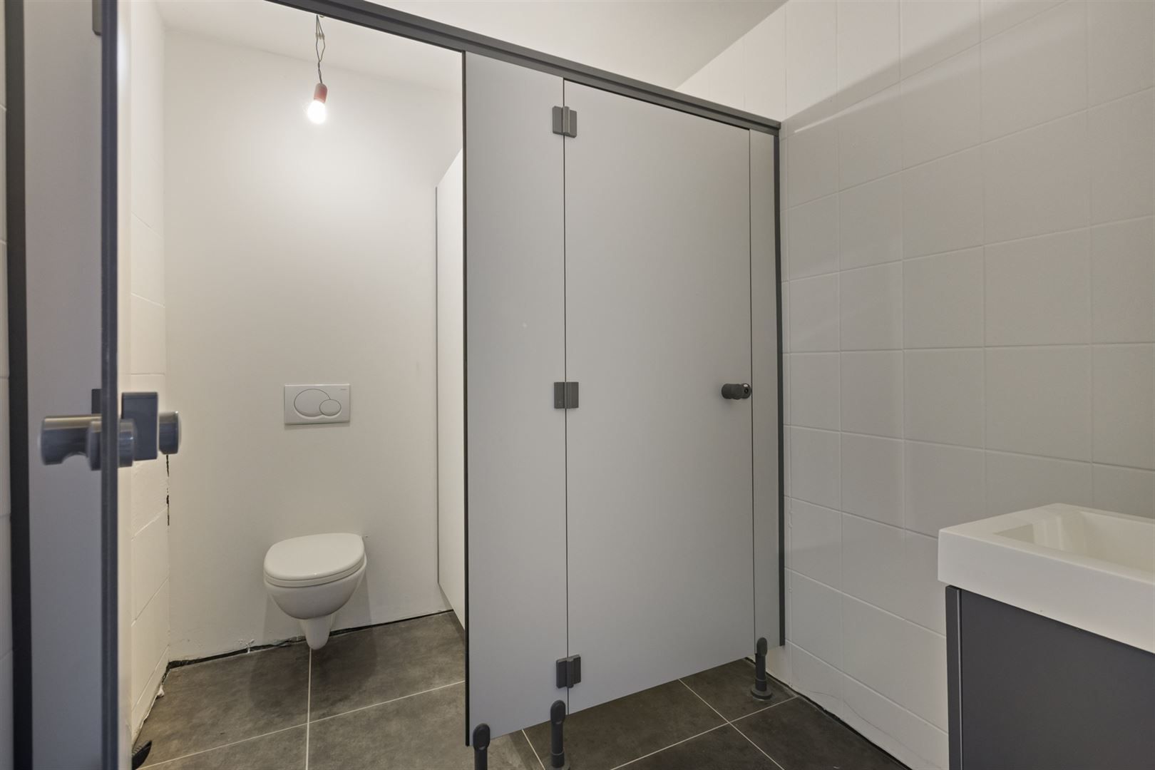 TE KOOP: Investeringspand met handelsruimte en appartement! foto 27