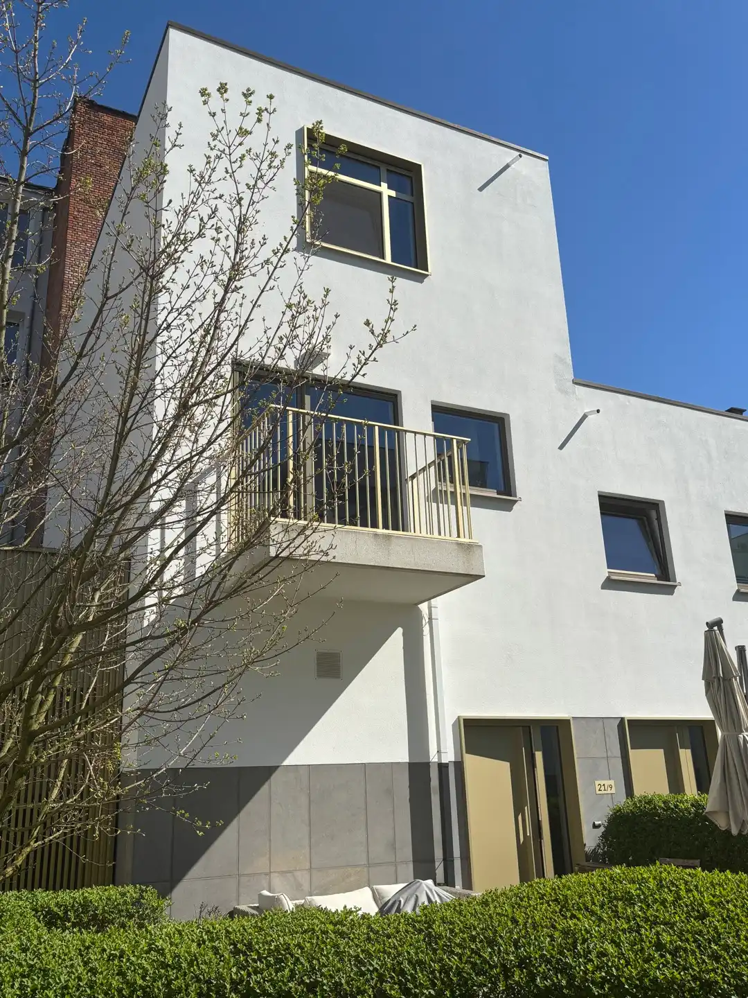 ANTWERPEN - Ruim duplex appartement met terras foto 3