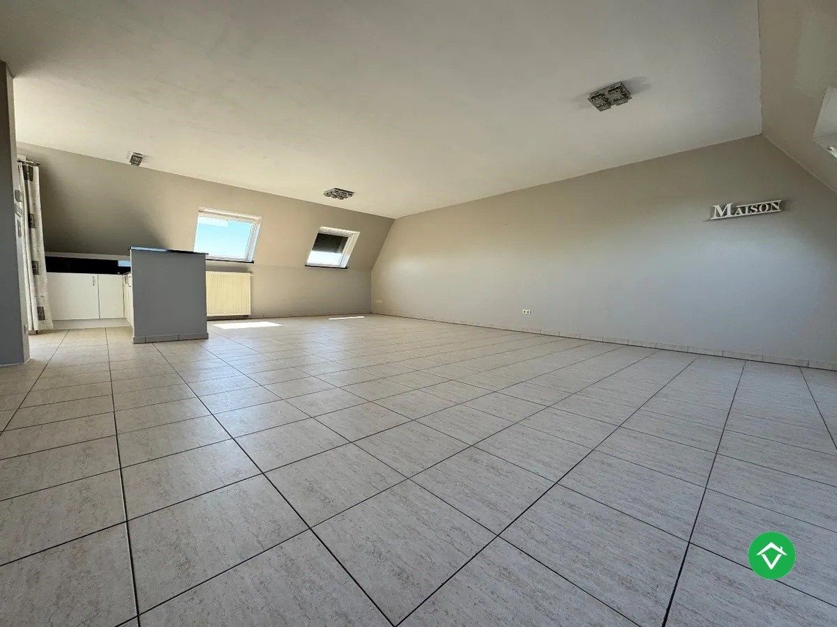 Appartement met 3 slaapkamers en garage te Houthulst  foto 8