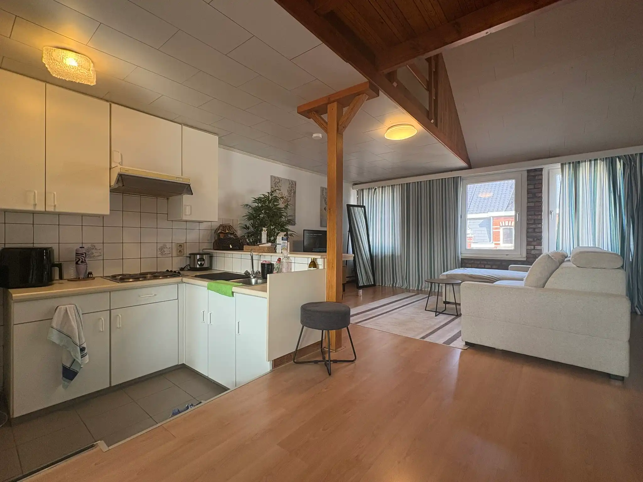 Studio in het centrum van Deinze, vlakbij het station foto 4