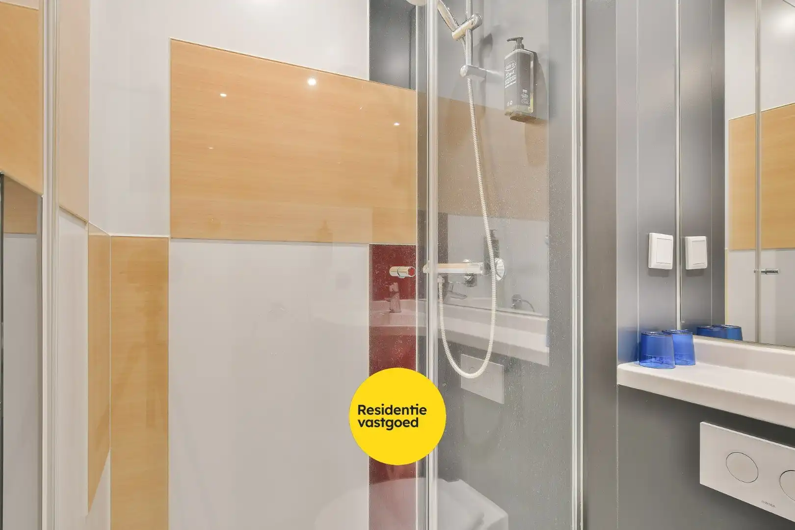 Unieke investeringskans: hotelkamer bij Klein Strand Jabbeke! foto 9