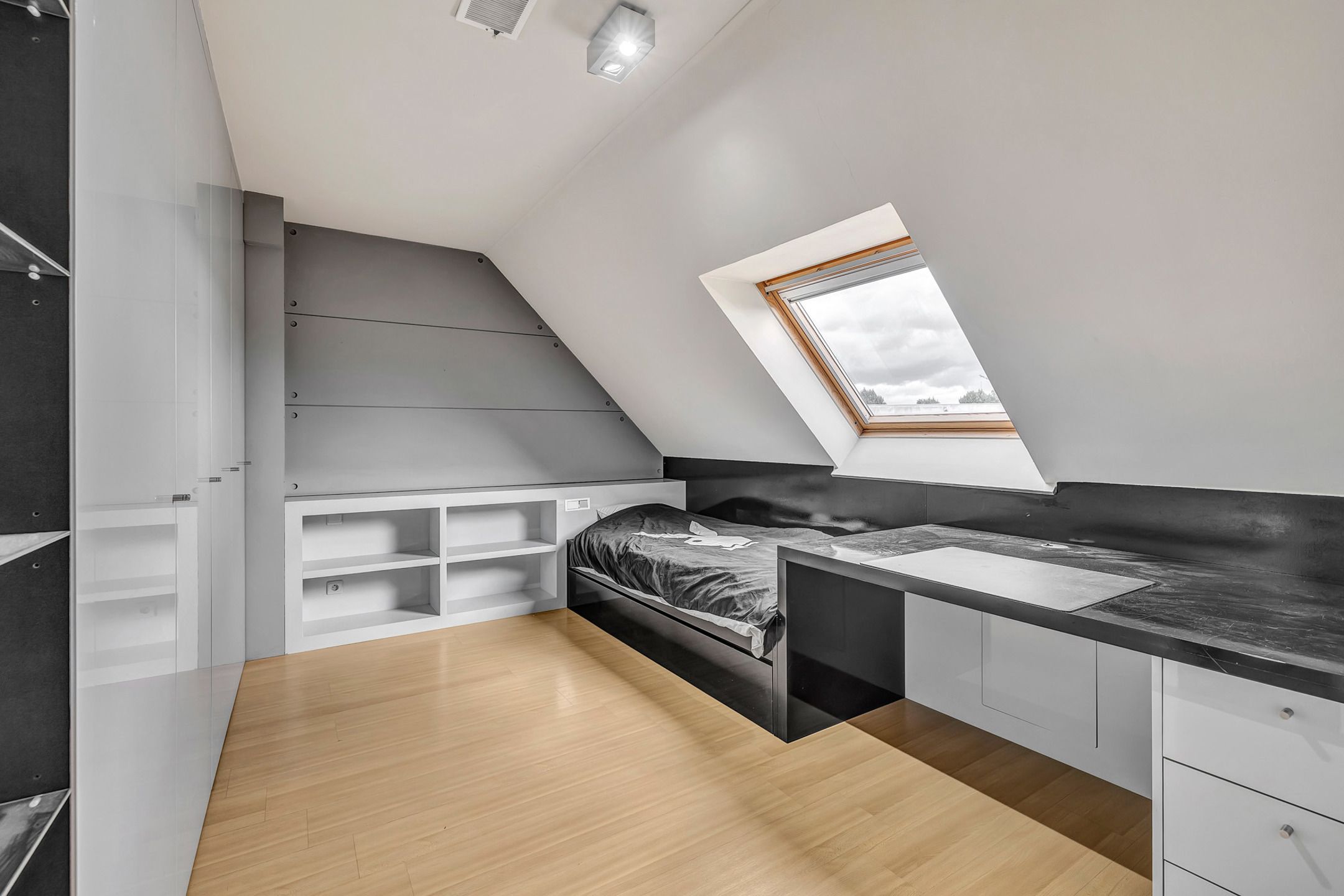 Instapklare villa in Erembodegem met hoogwaardige afwerking foto 16