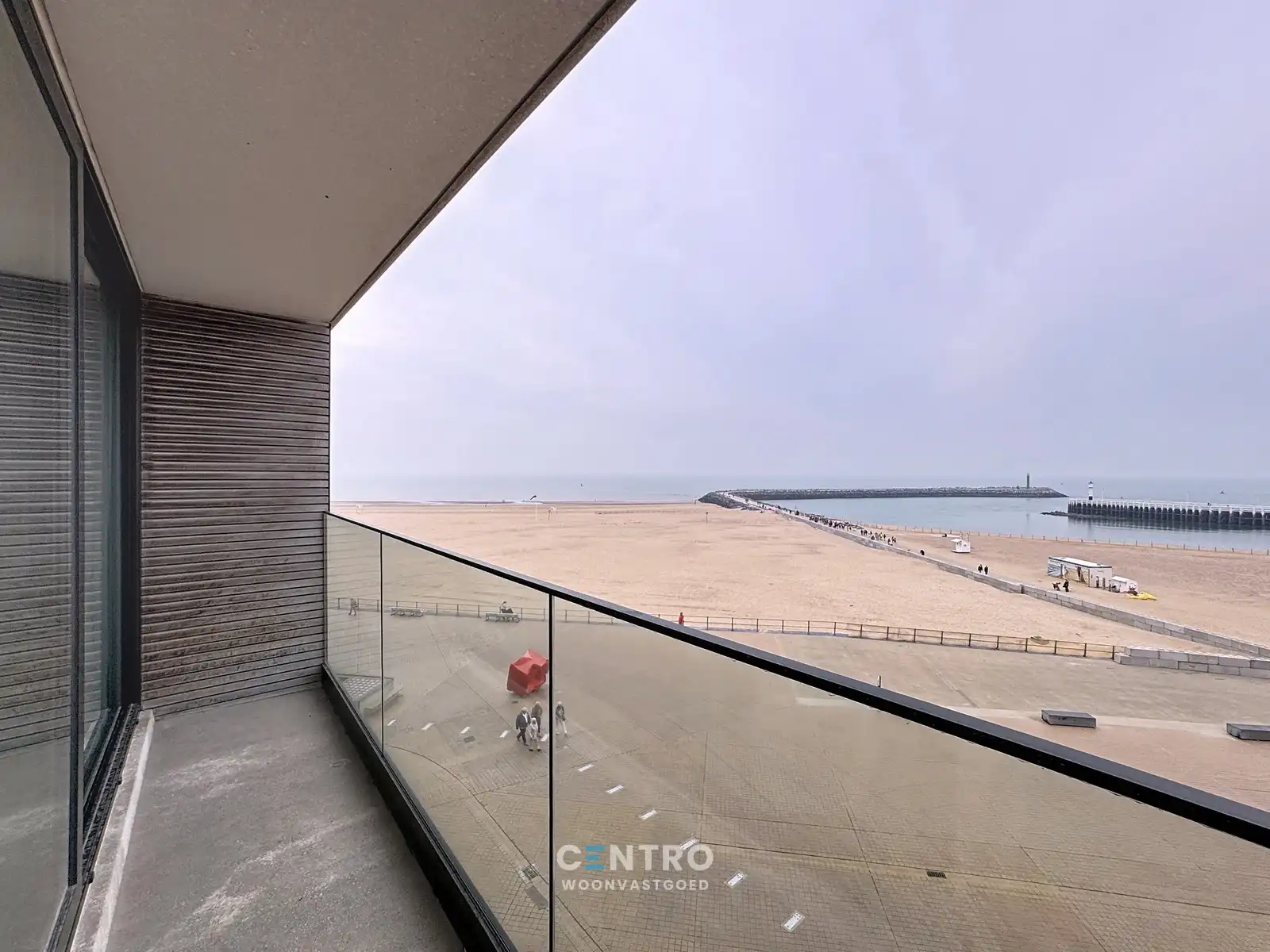 SUBLIEM appartement in residentie 'Royal Phare' te Oostende! foto 14