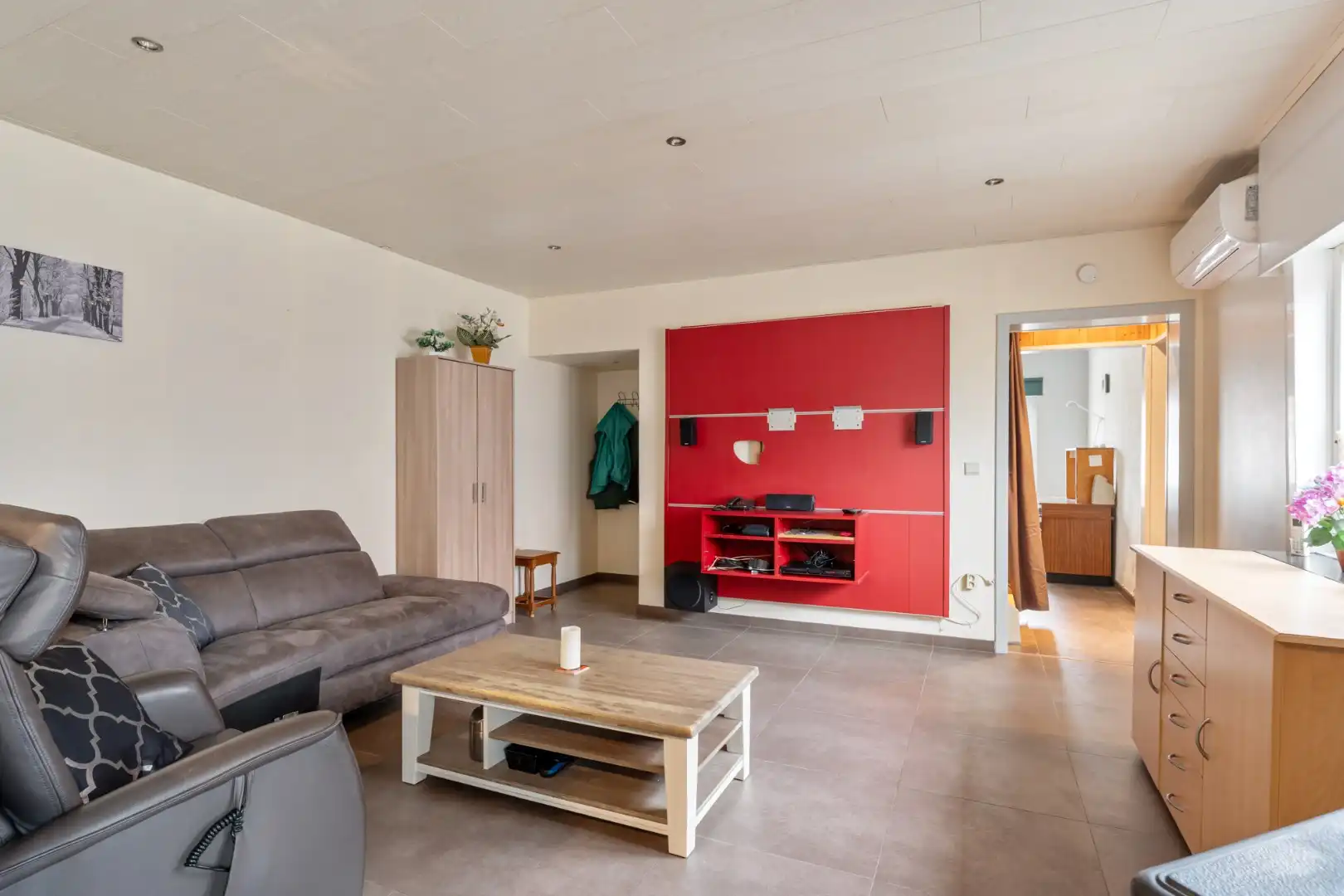 Halfvrijstaande gezinswoning op een perceel van 4a67ca op een rustige locatie te Dilsen-Stokkem. foto 6