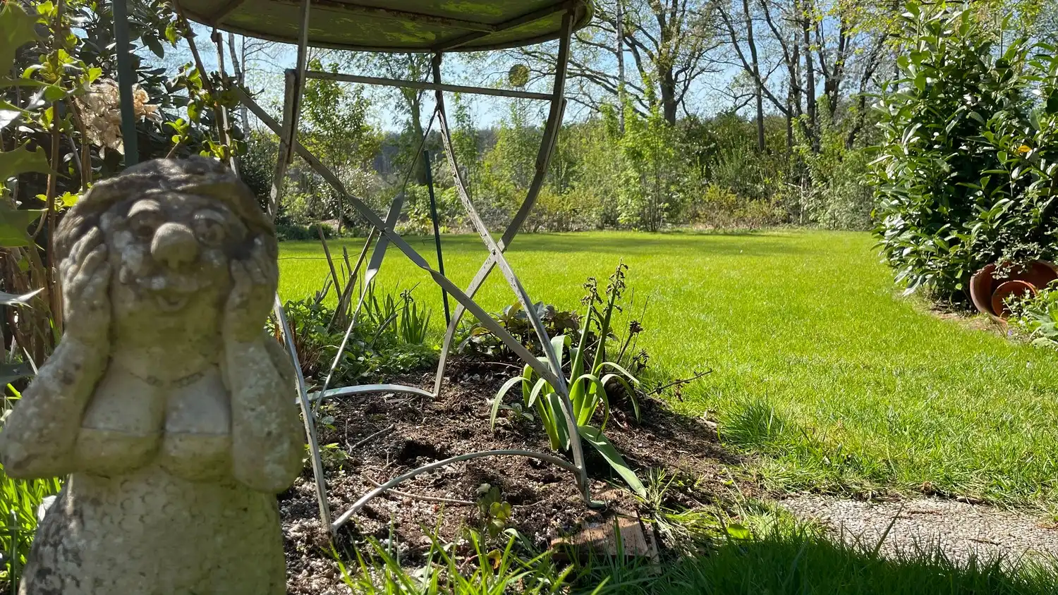 Rustig gelegen luxe-bungalow op een royaal groen perceel van 1.882m² in Tessenderlo foto 4