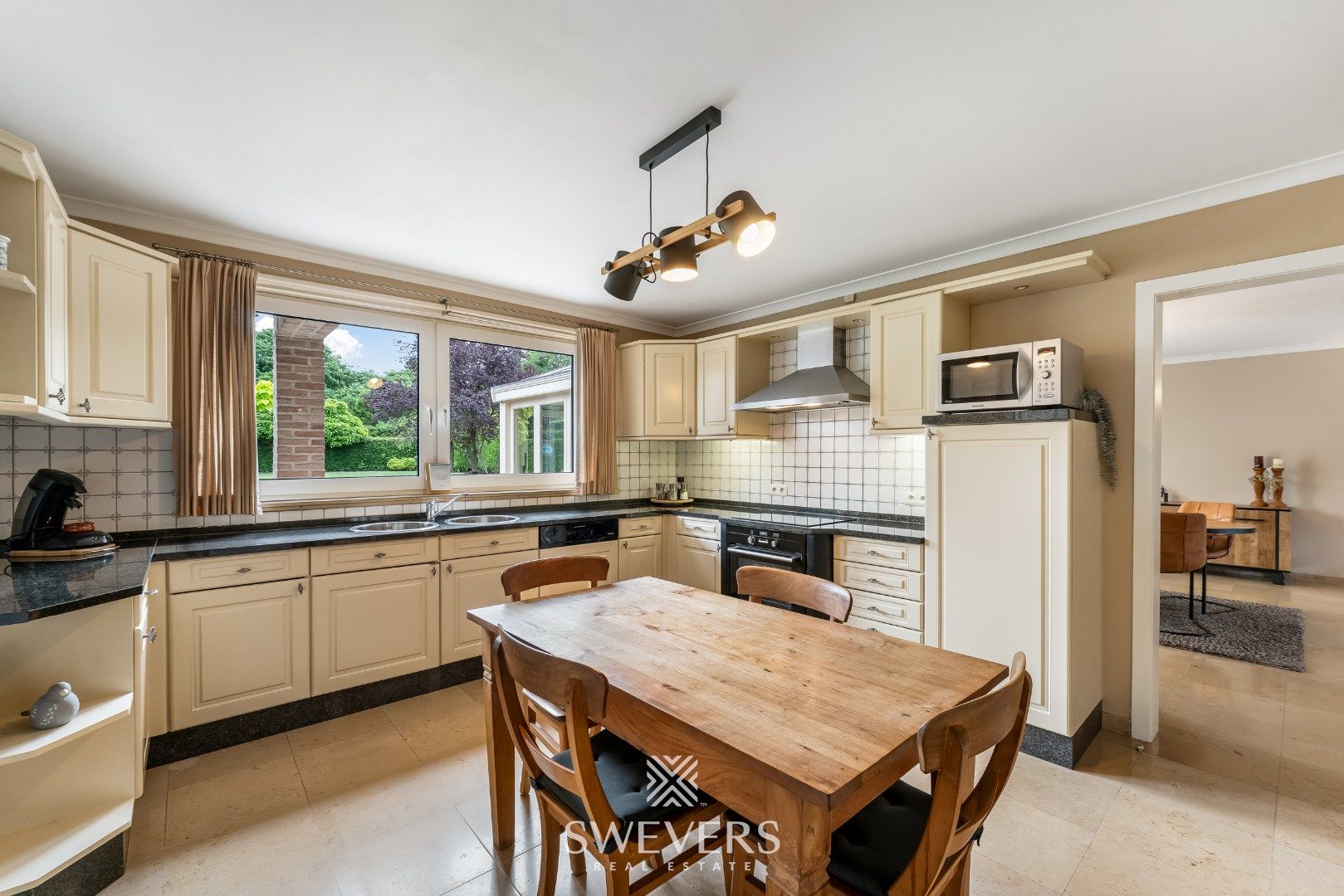 Riant wonen ( 22a 52ca ) met karakter en comfort in hartje Boekt foto 11