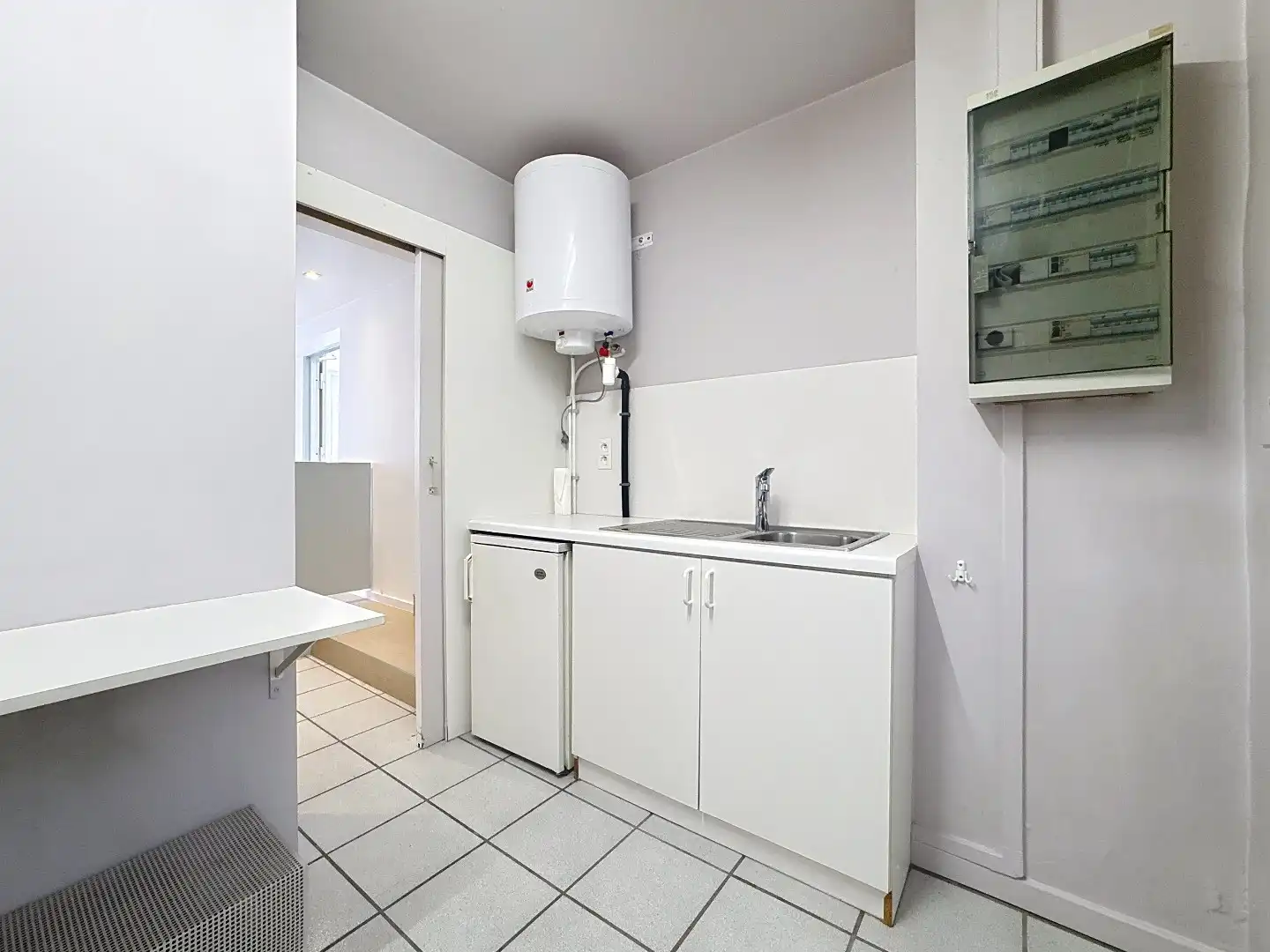 Te huur: commercieel pand (75m²) in Wolvertem – Recent gerenoveerd & instapklaar. foto 5